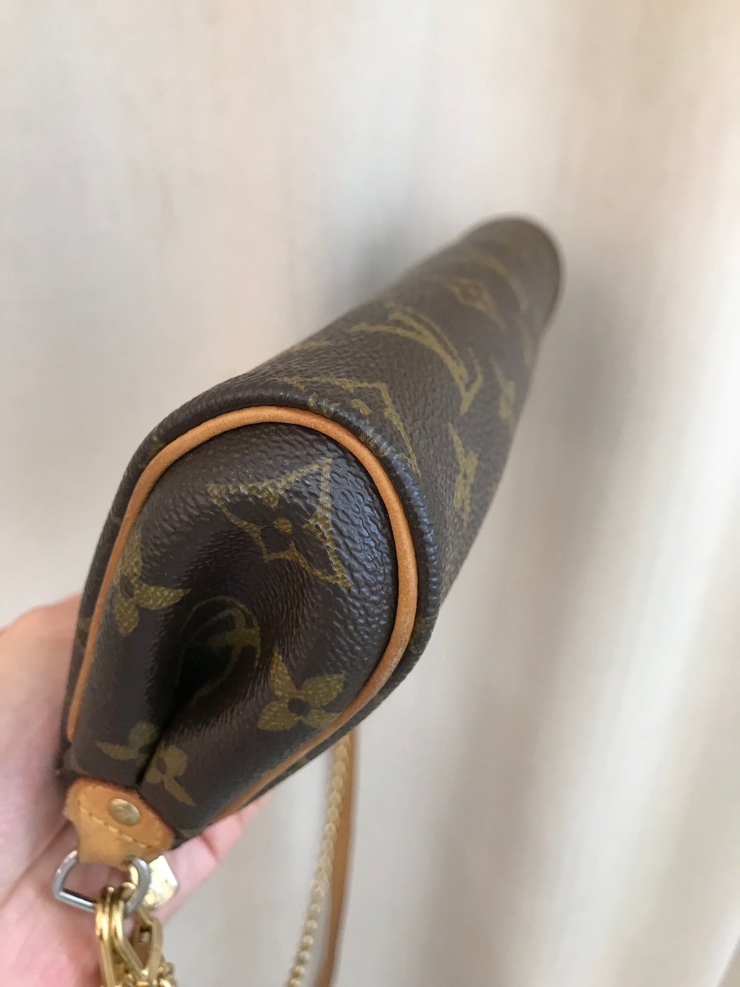 Louis Vuitton Eva