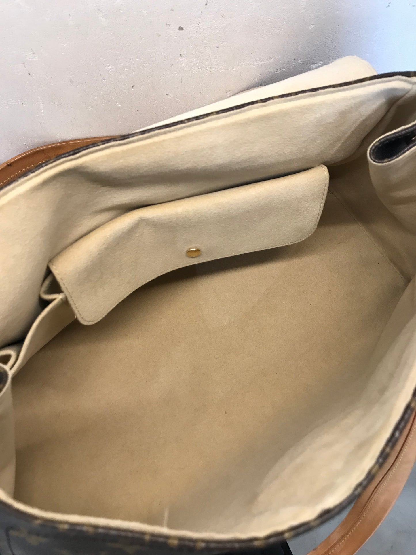 Louis Vuitton Beverly