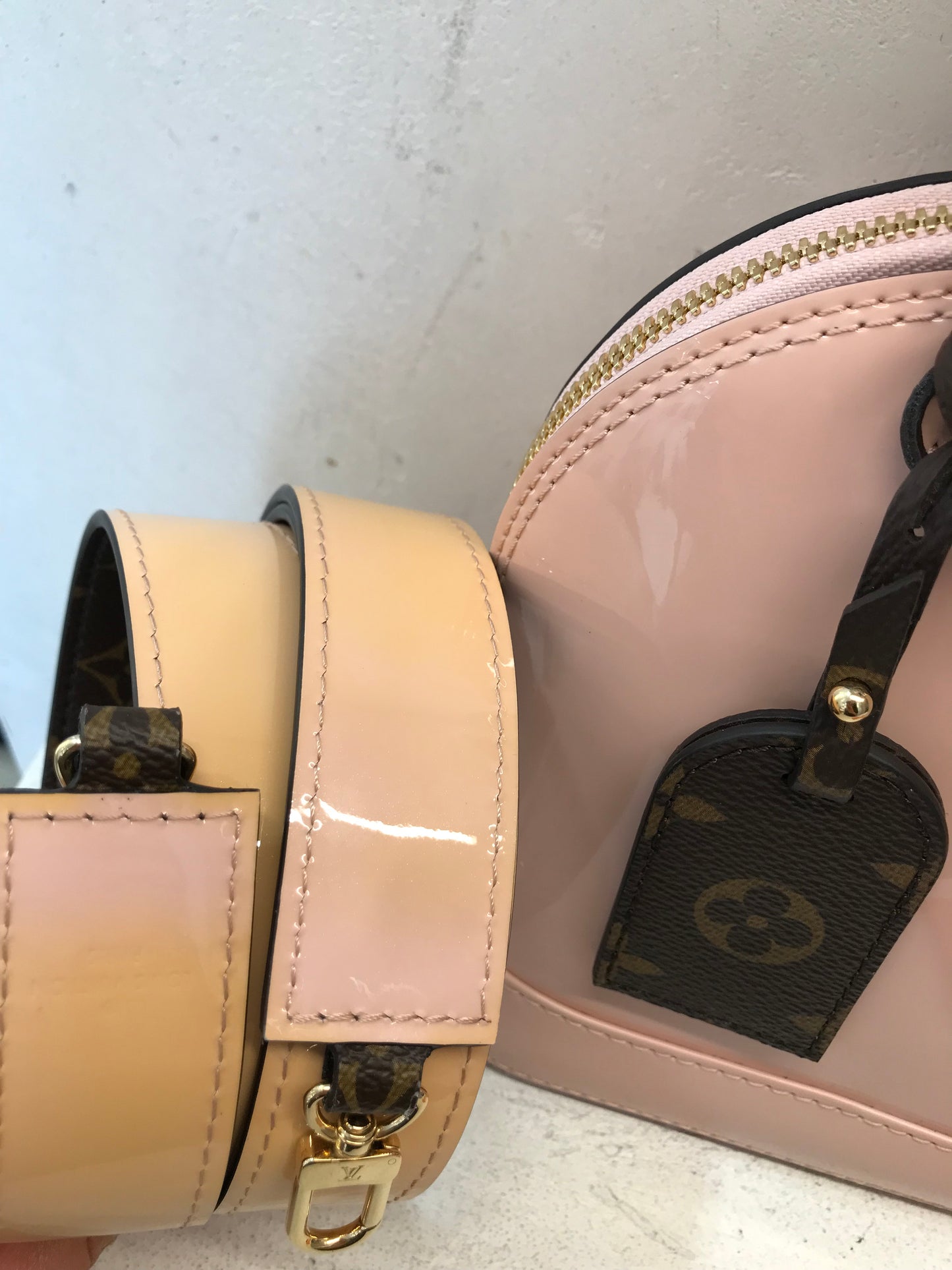 Louis Vuitton Alma