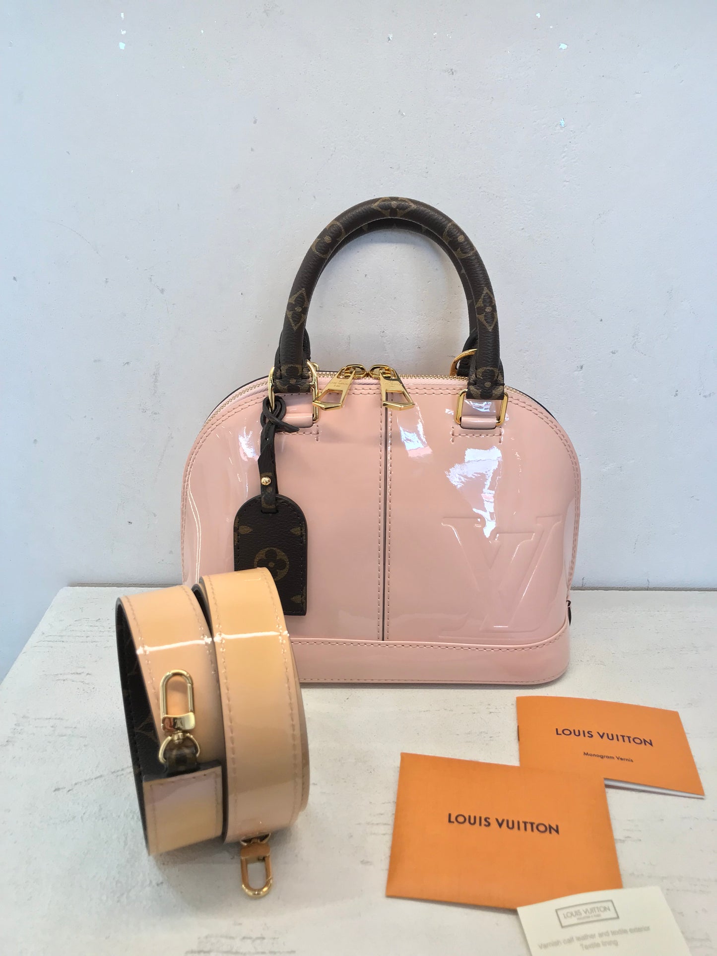 Louis Vuitton Alma