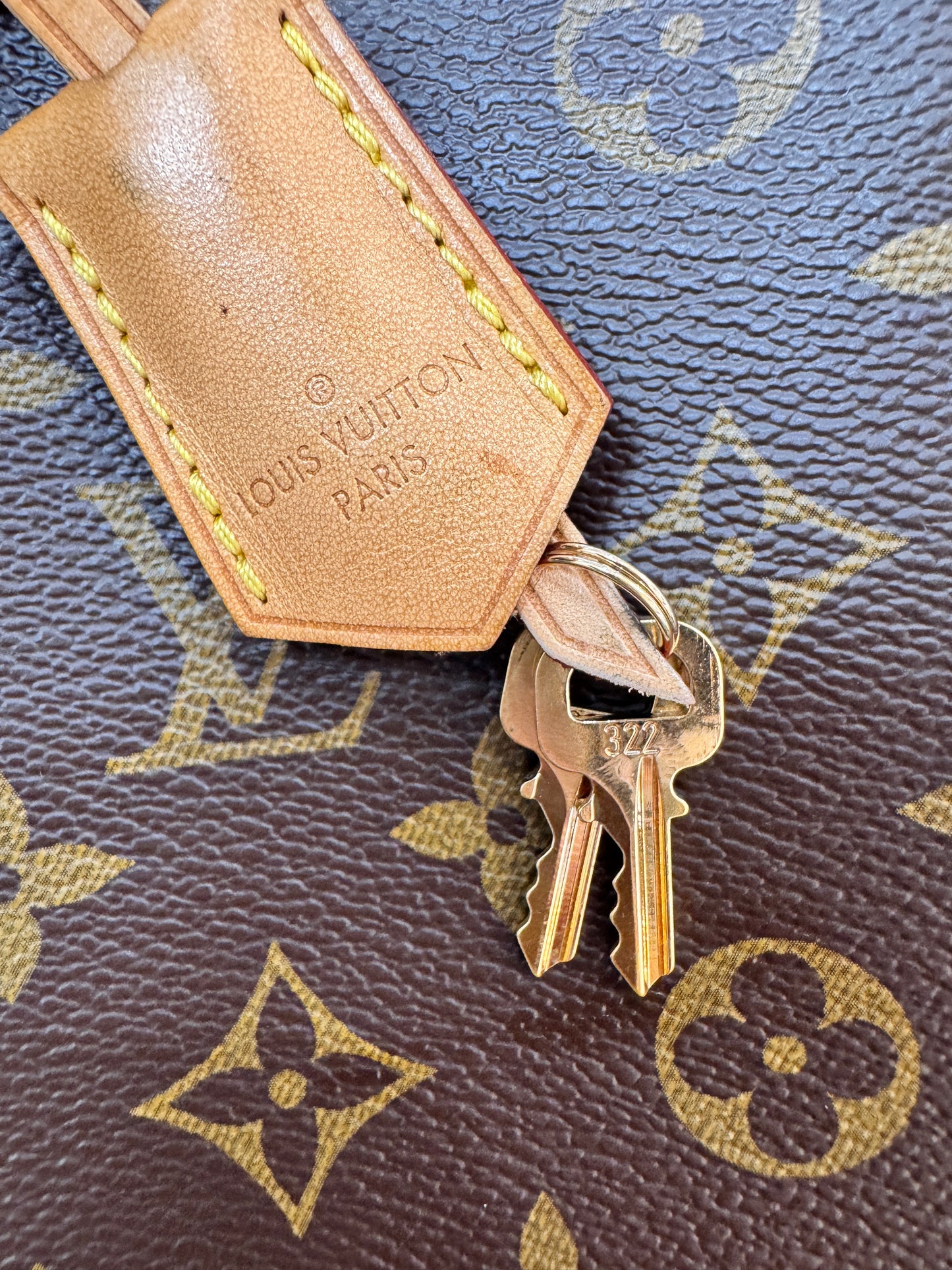 Louis Vuitton Montaigne tg Media
