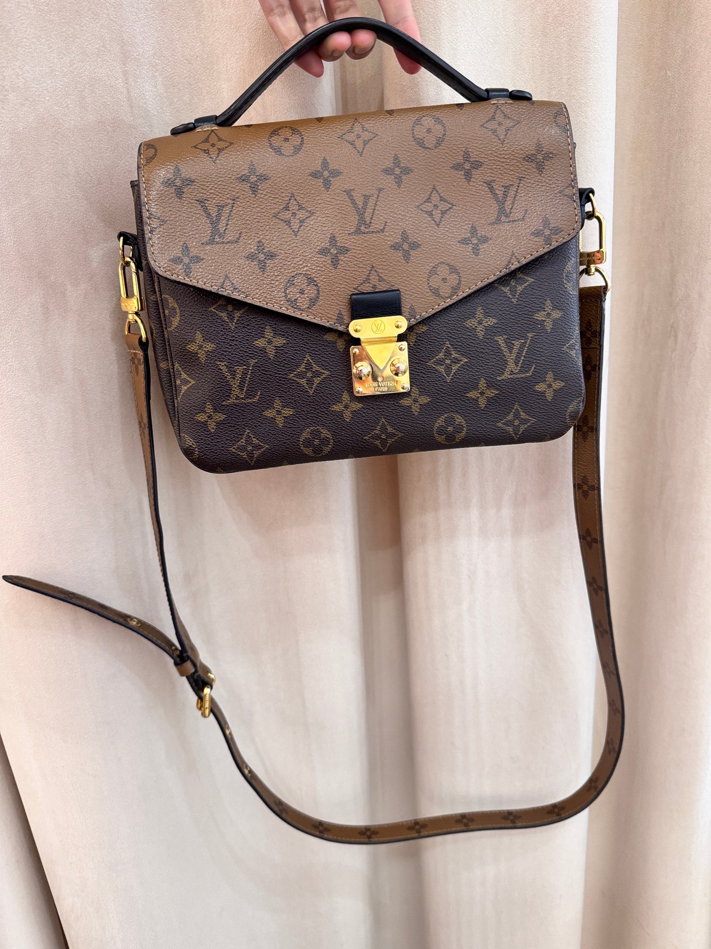 Louis Vuitton Metis Reverse
