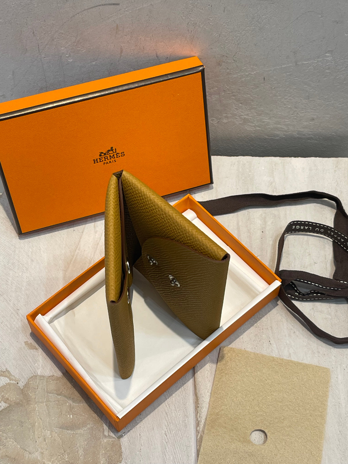 Hermès Portacarte Calvi Duo Compact