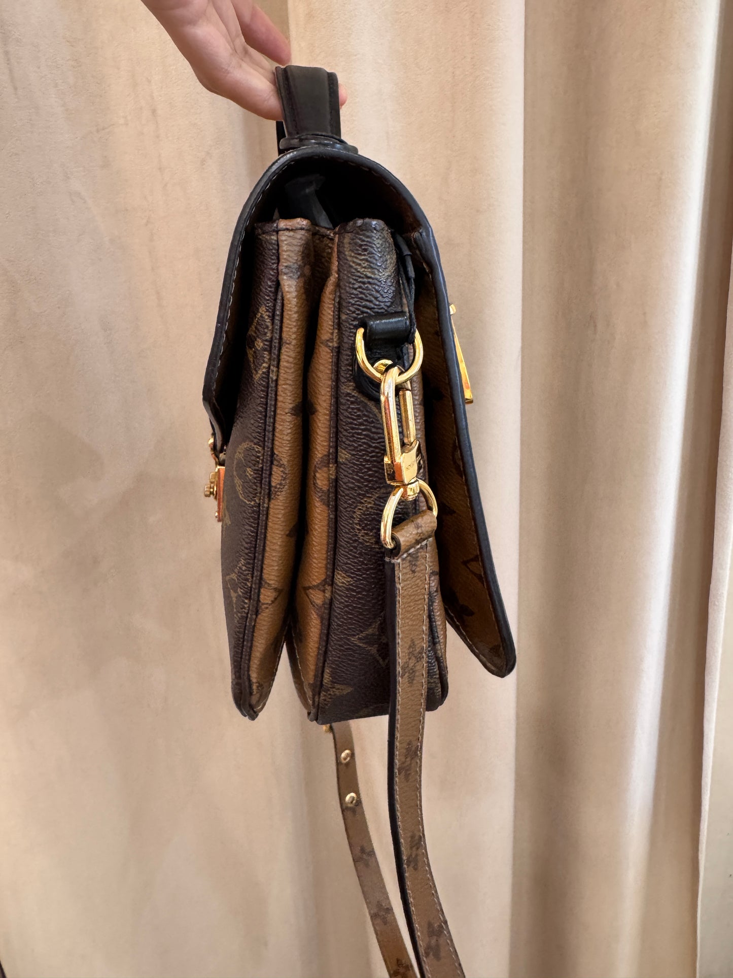 Louis Vuitton Metis Reverse