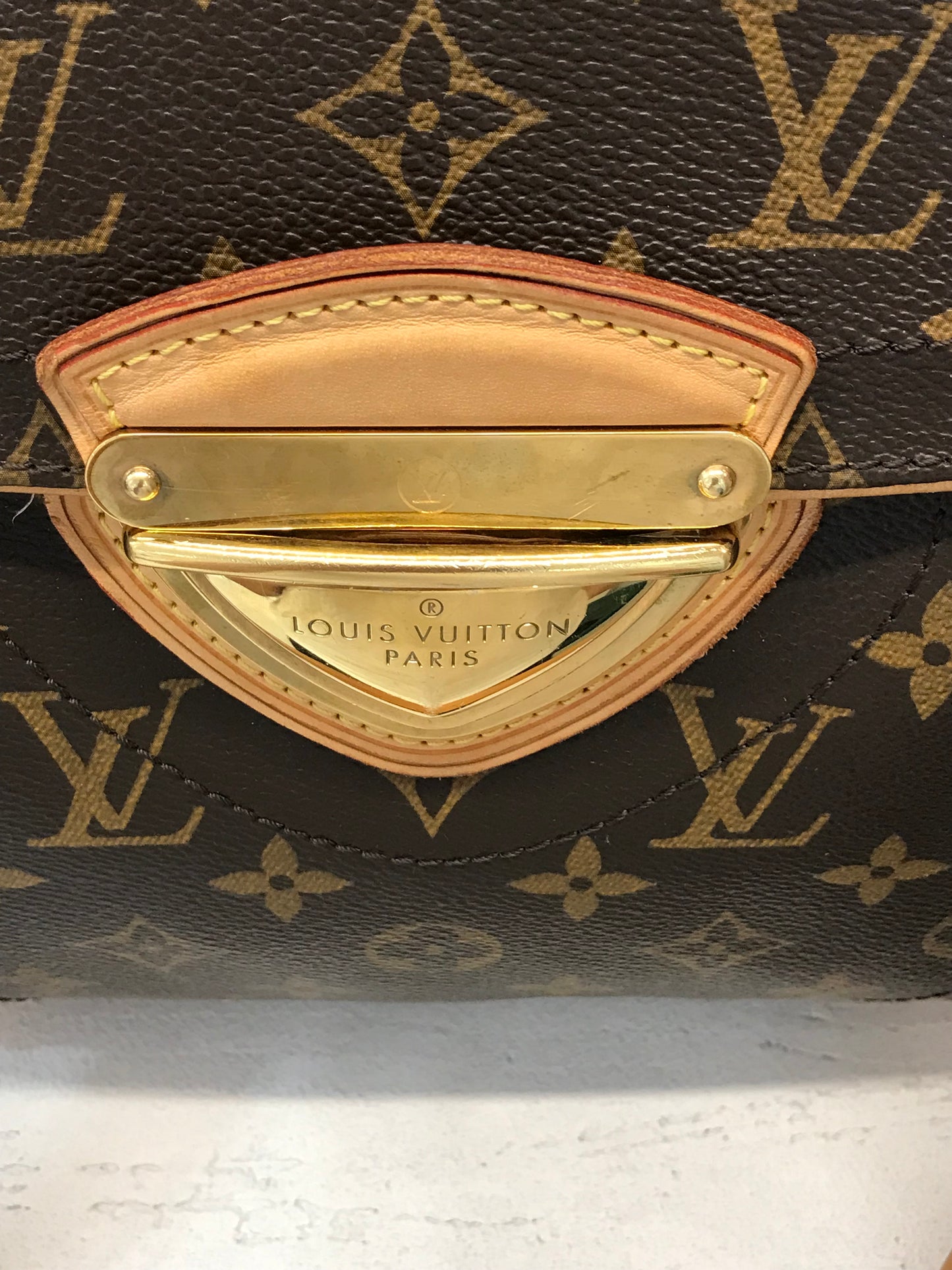 Louis Vuitton Beverly
