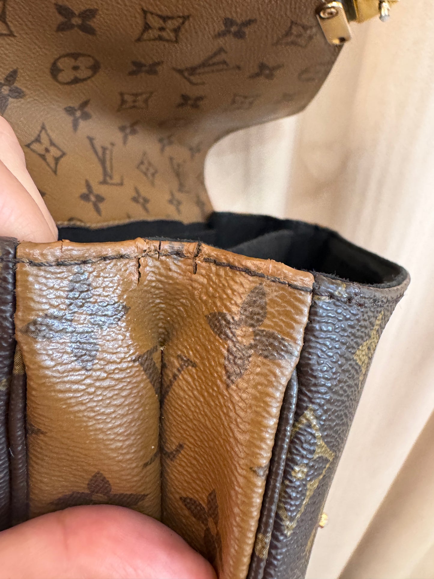 Louis Vuitton Metis Reverse