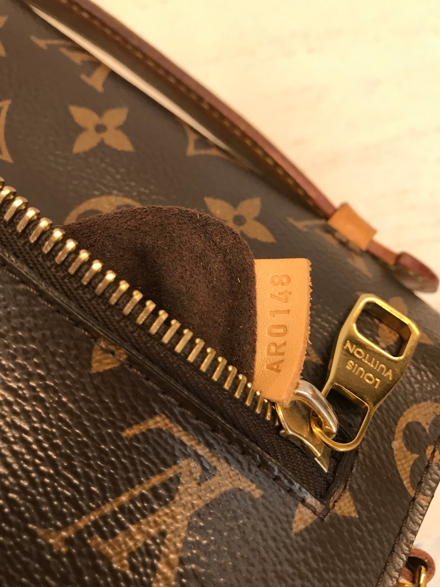 Louis Vuitton Metis