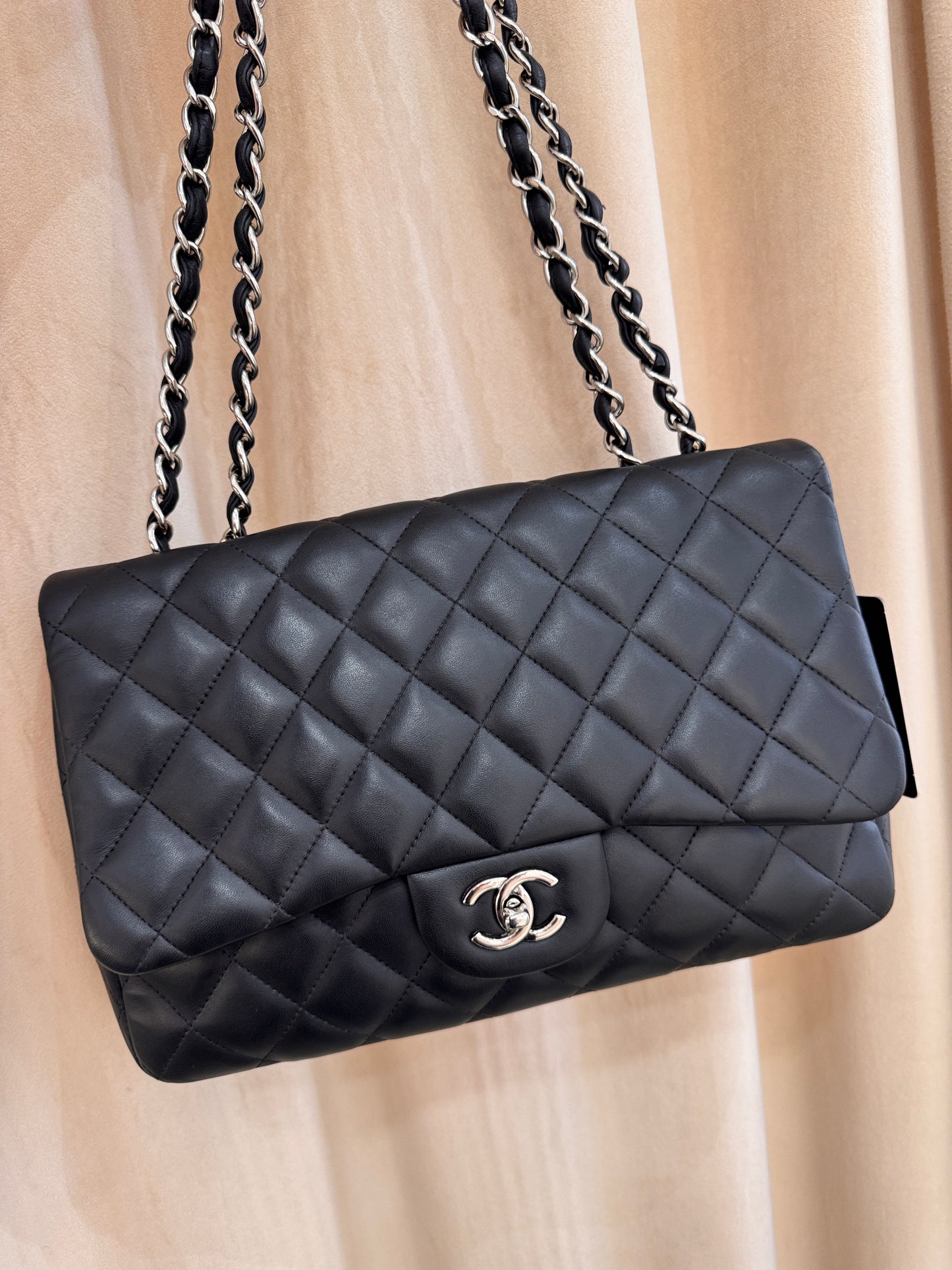 Chanel Timeless Jumbo