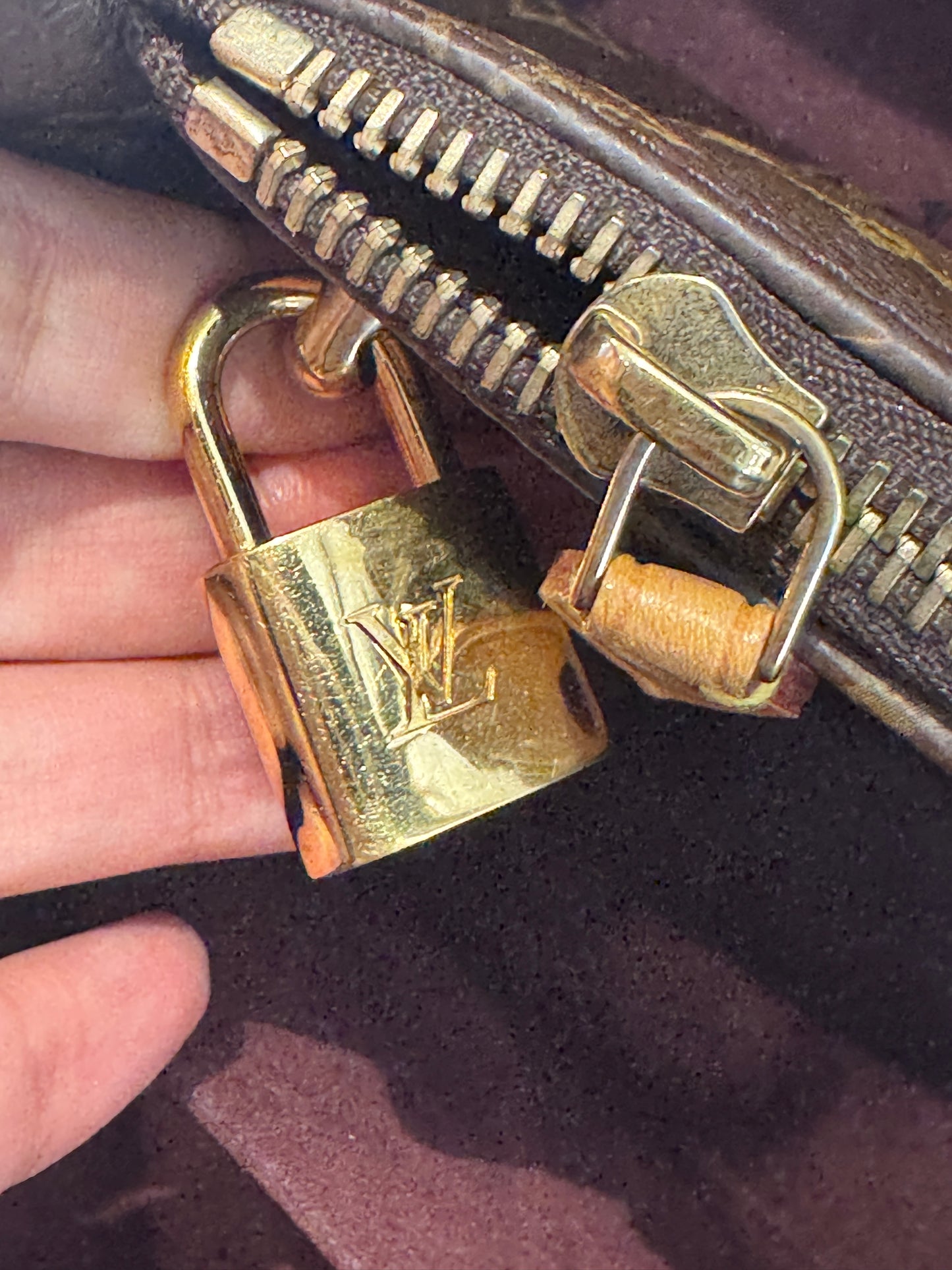 Louis Vuitton Montaigne tg Media