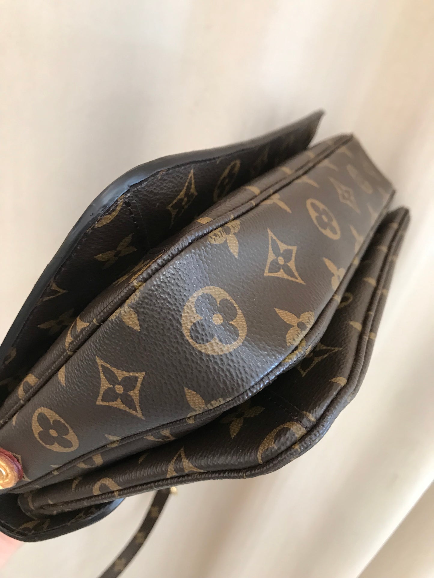 Louis Vuitton Metis