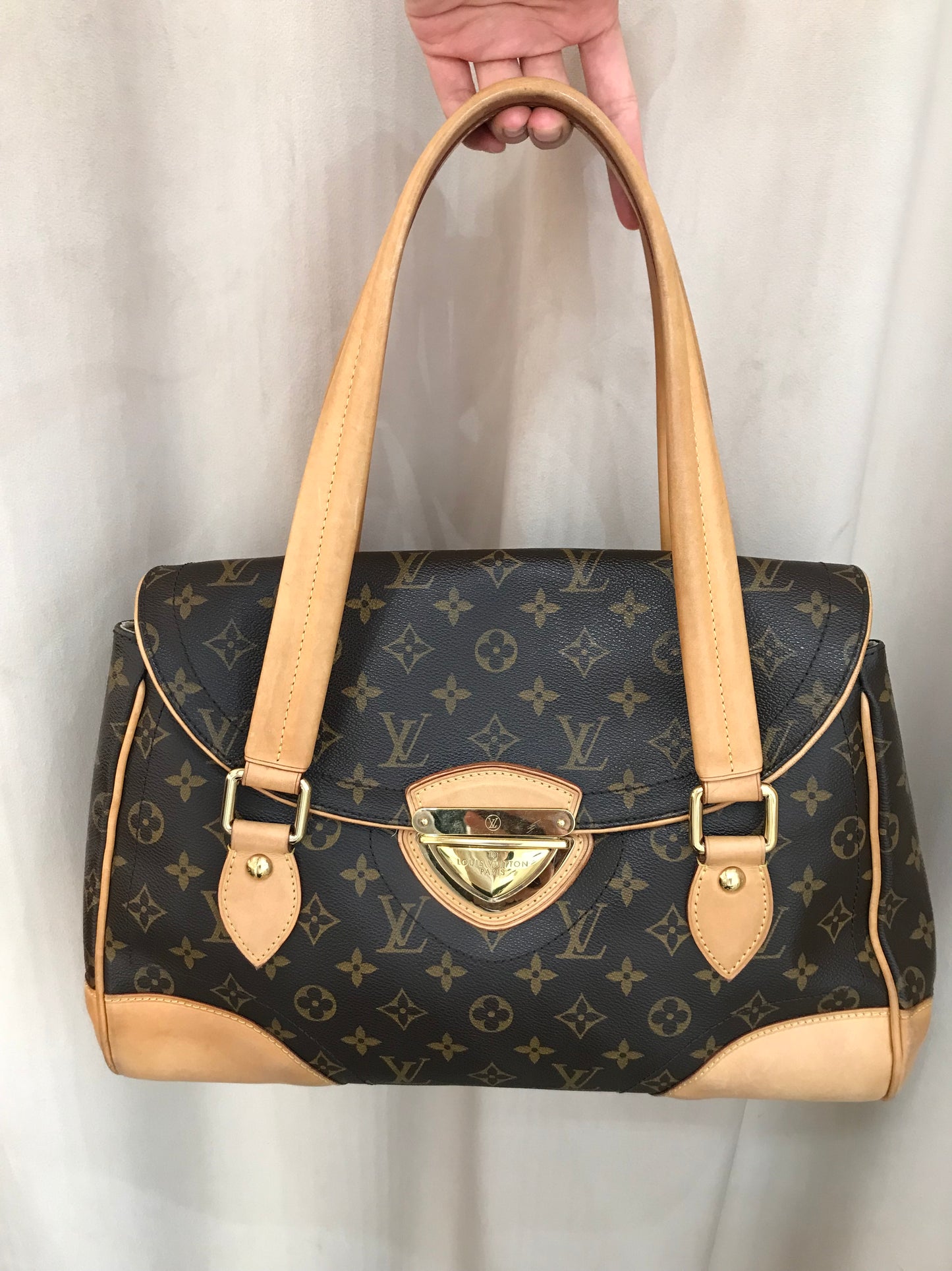Louis Vuitton Beverly