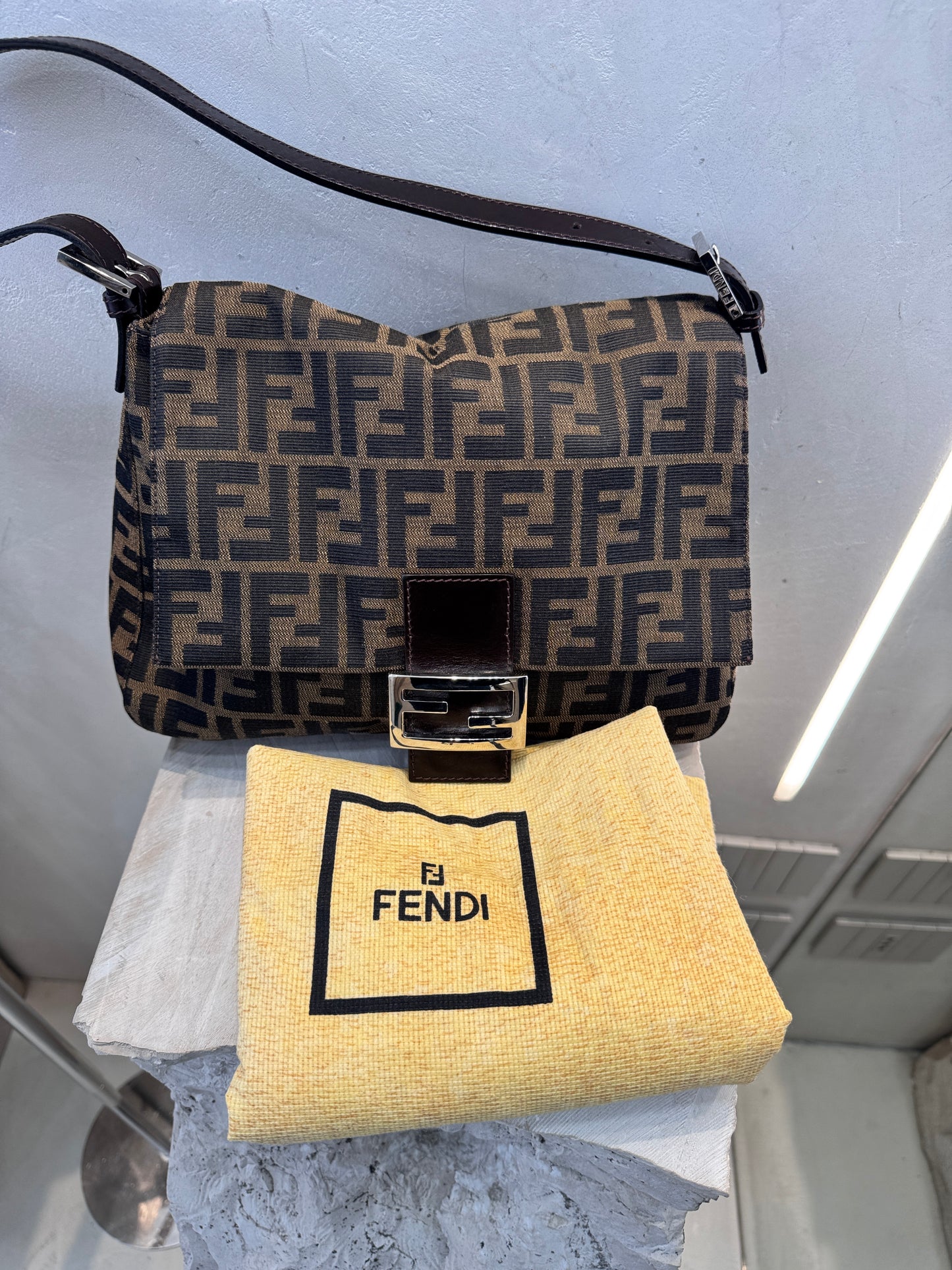 Fendi Mamma Baguette