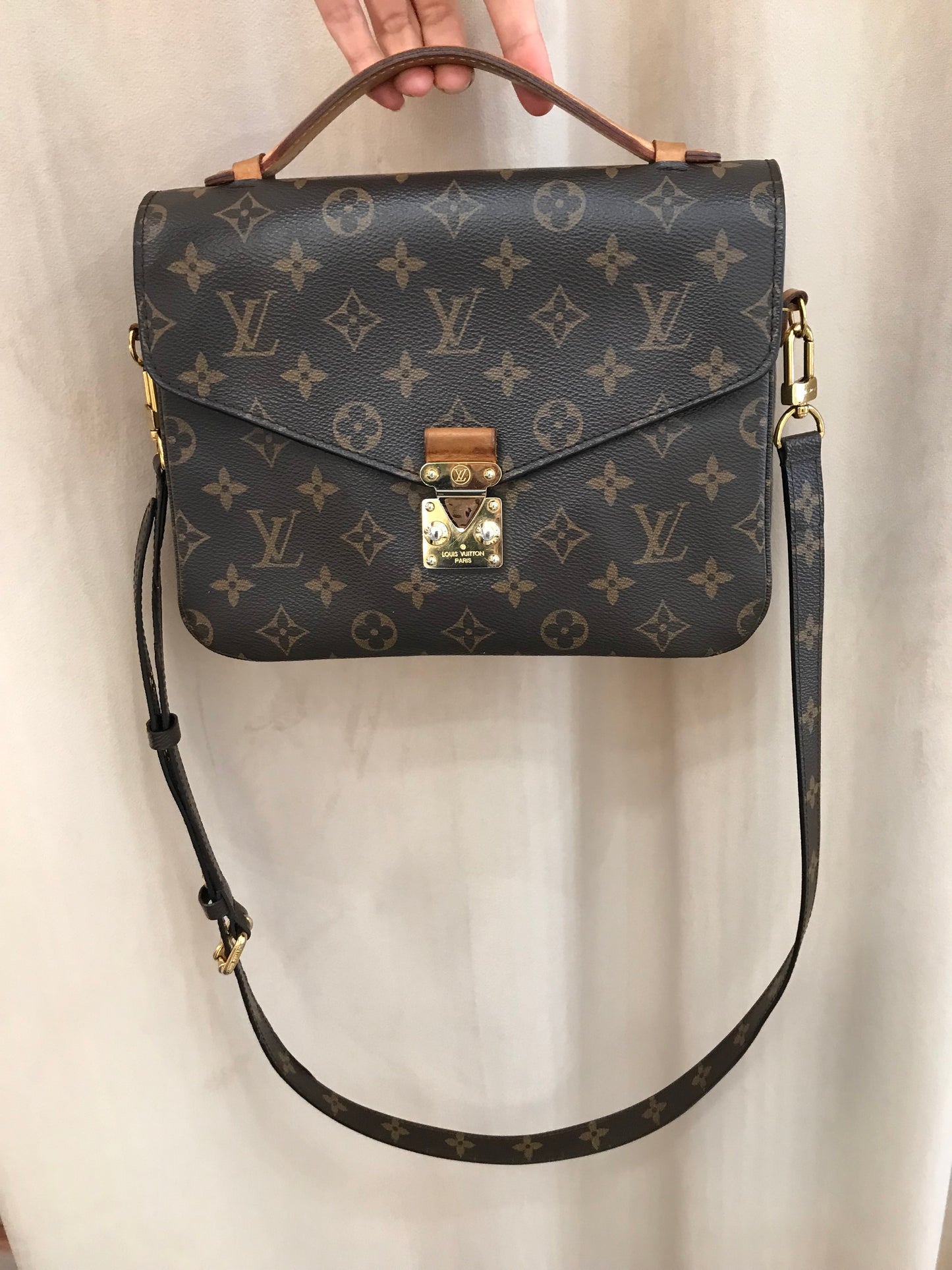 Louis Vuitton Metis