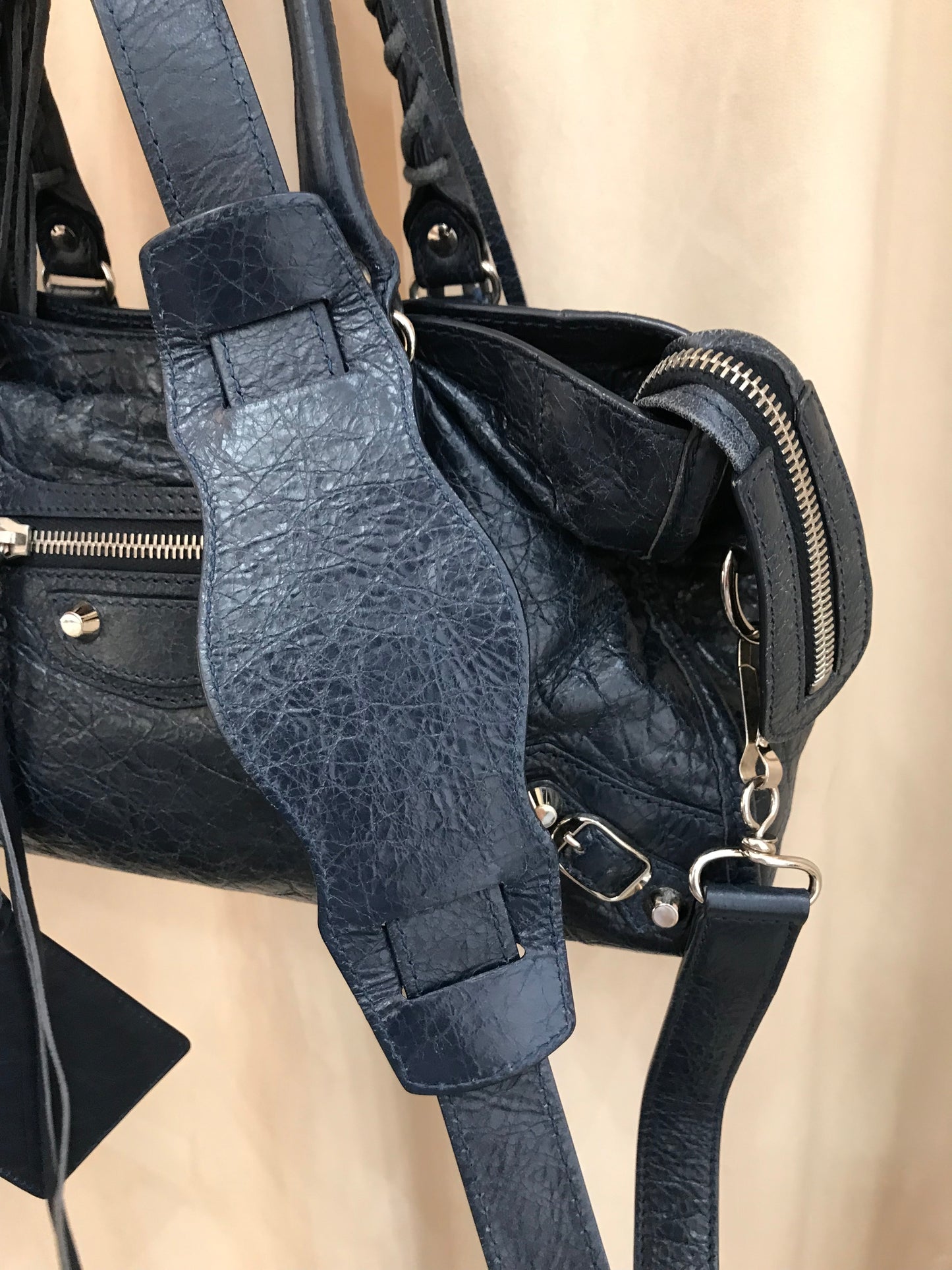 Balenciaga City Tg Media