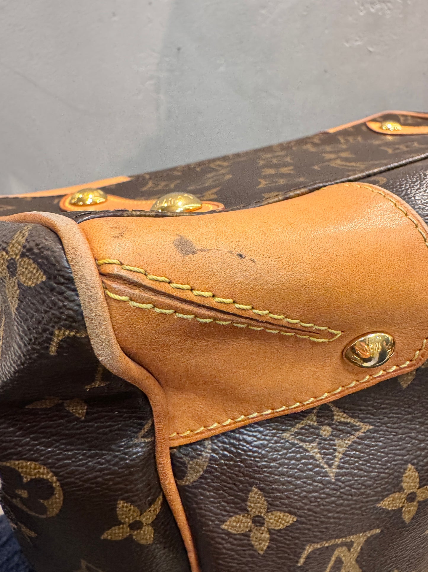 Louis Vuitton Retire