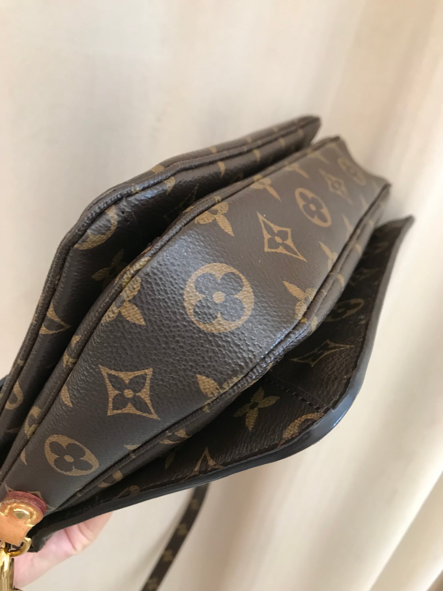 Louis Vuitton Metis