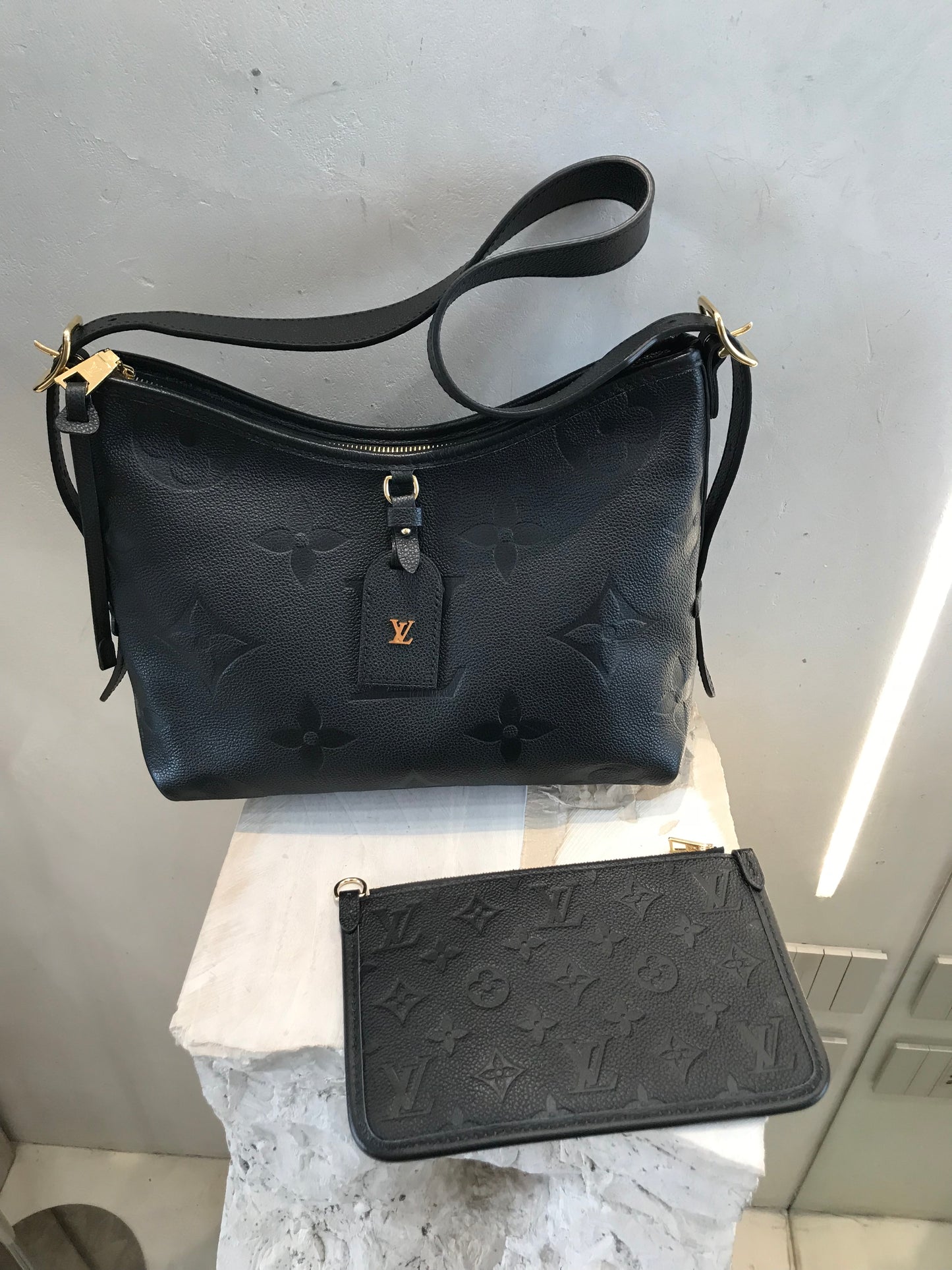 Louis Vuitton CarryAll tg PM