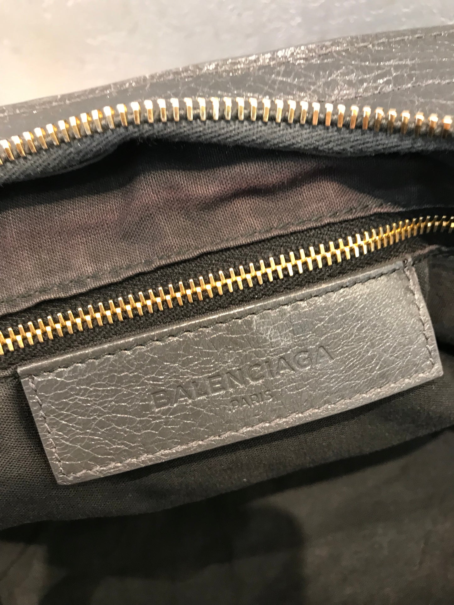 Balenciaga City Tg Media