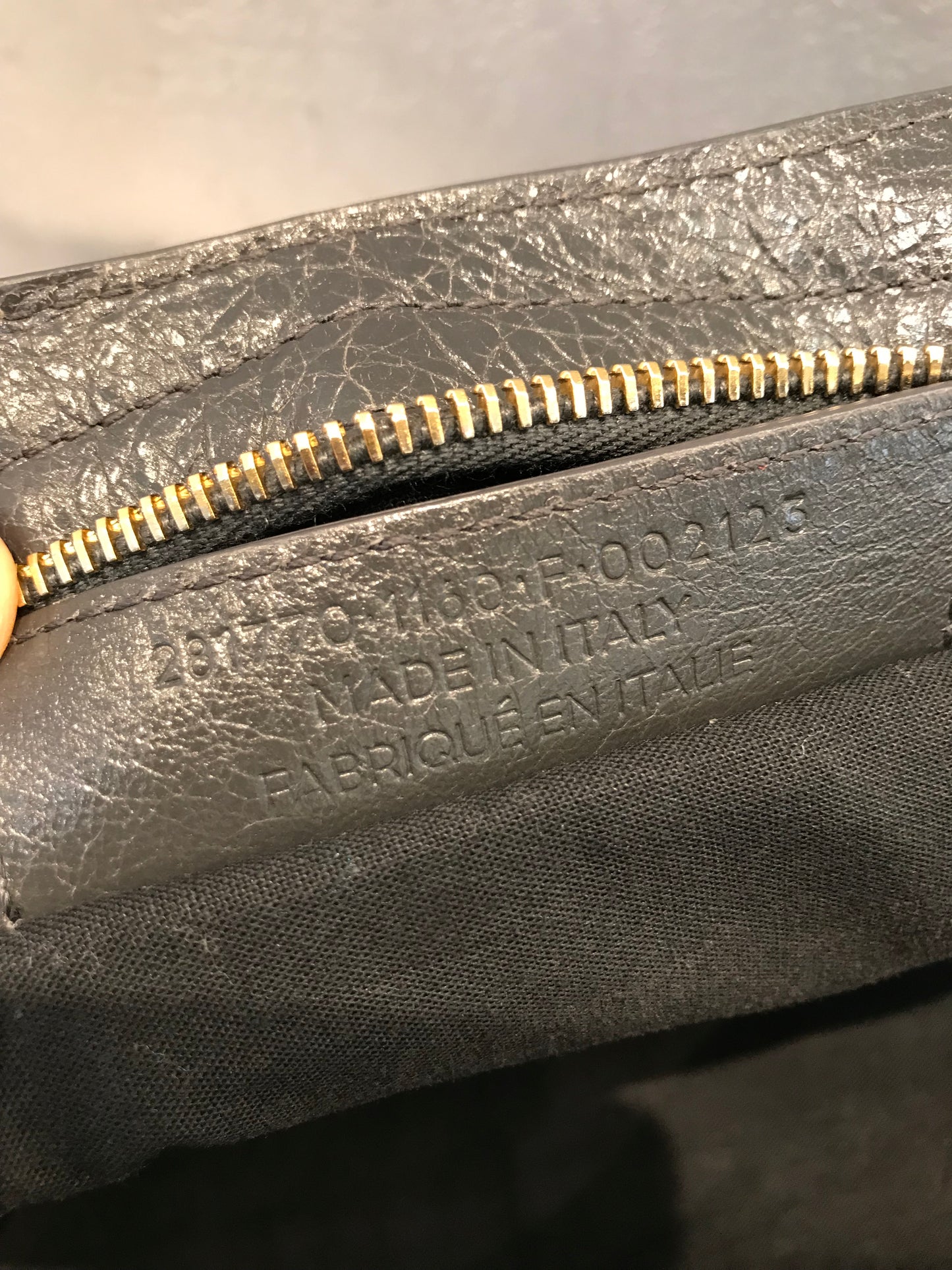 Balenciaga City Tg Media