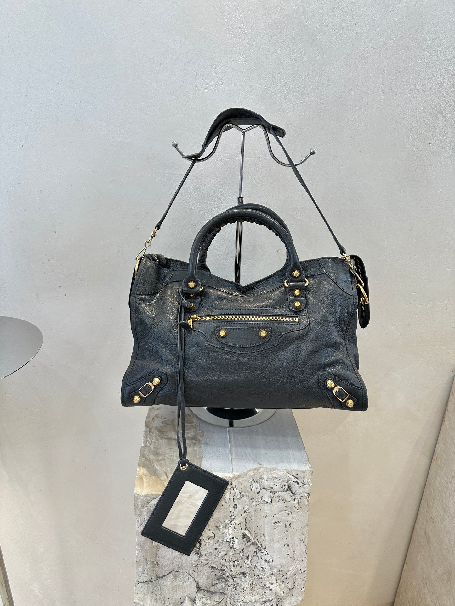 Balenciaga City Tg Media