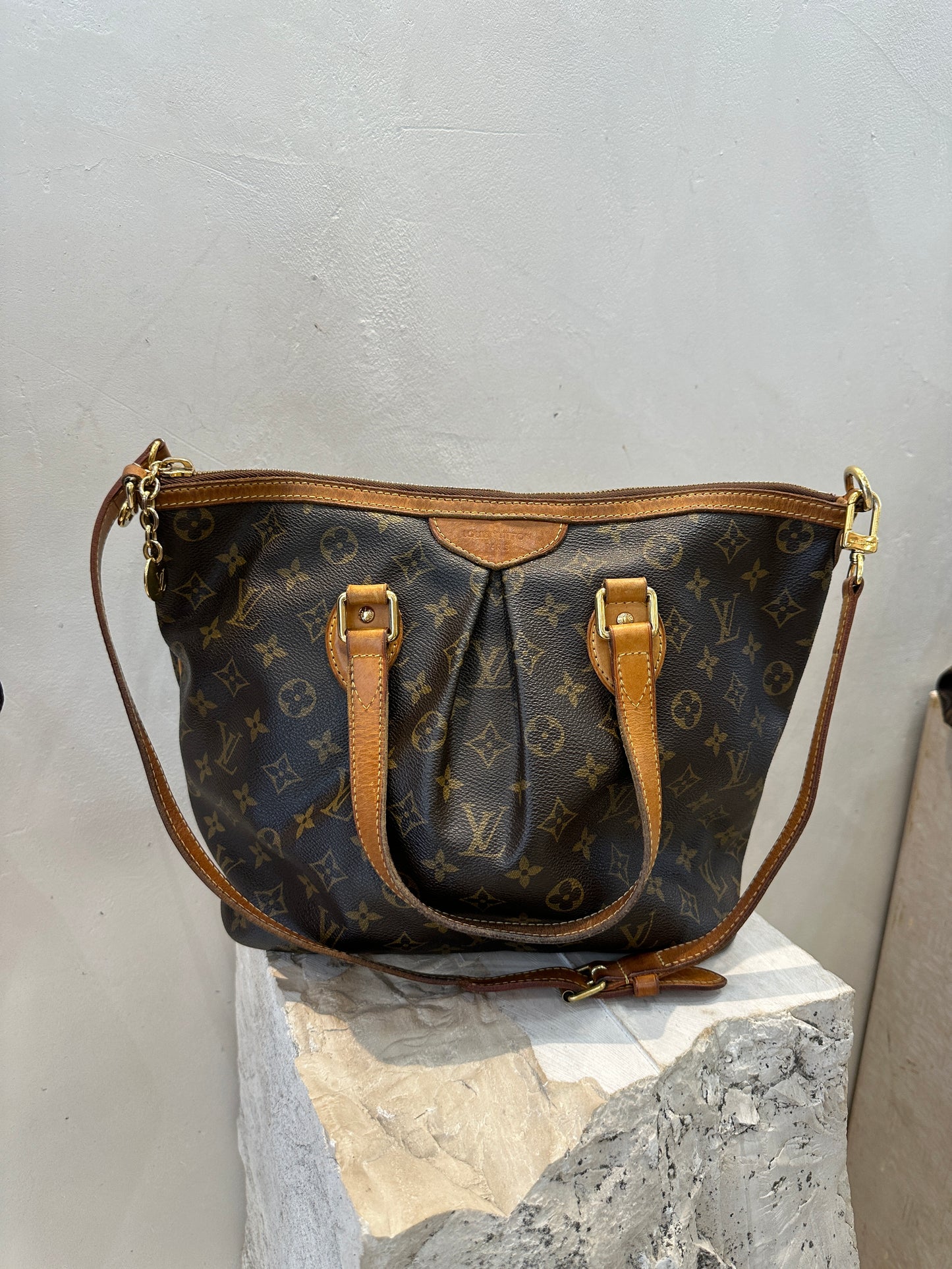 Louis Vuitton Palermo