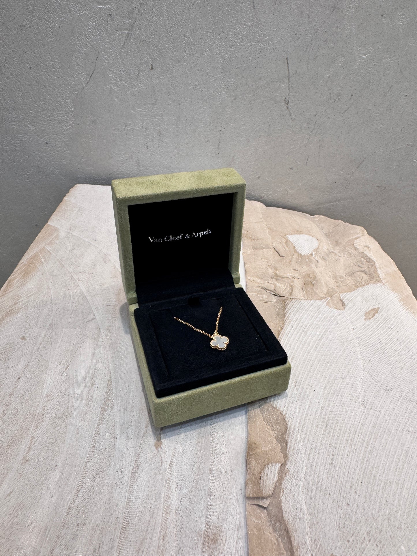 Van Cleef&Arpels Collana