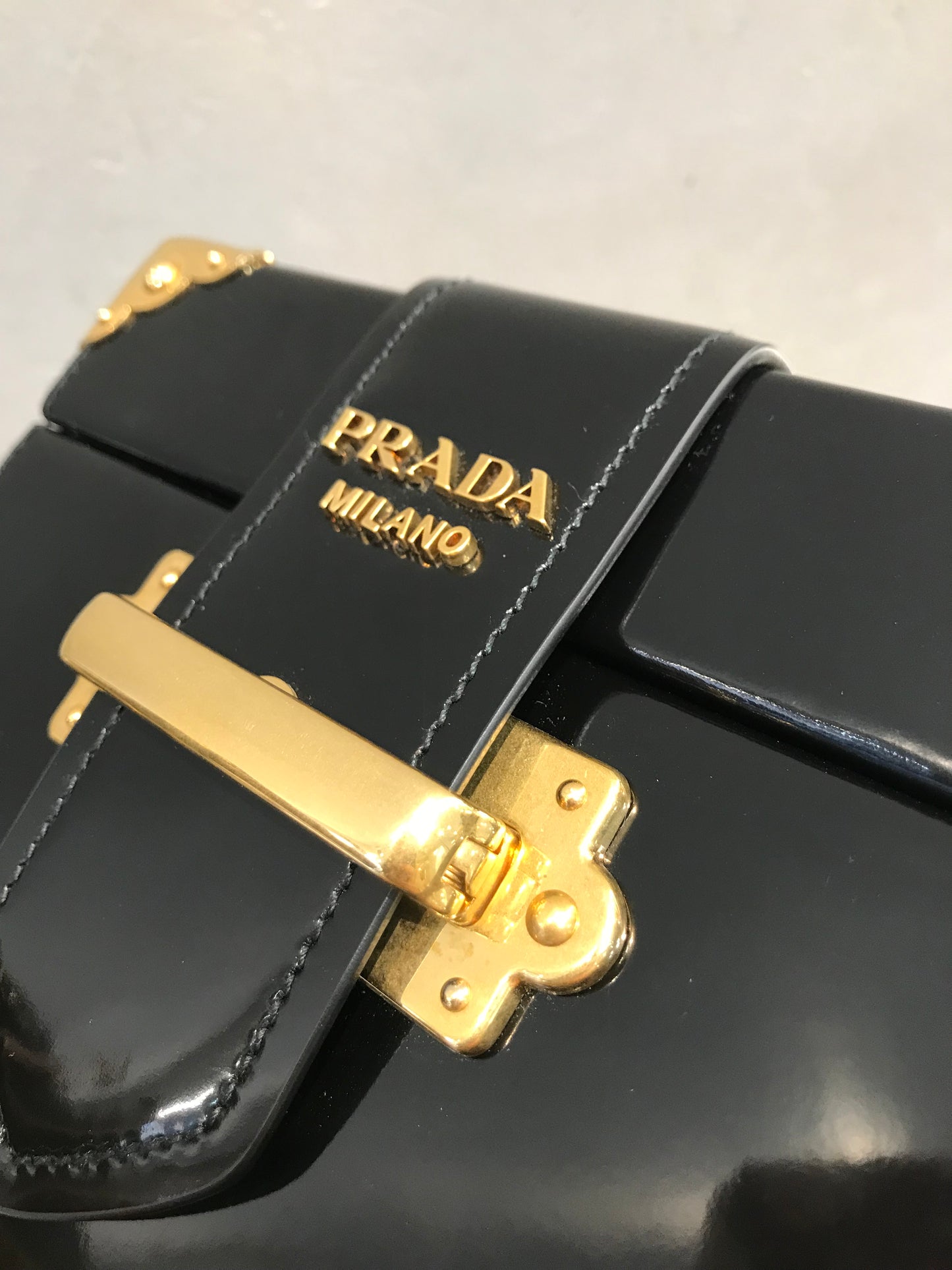 Prada Cahier