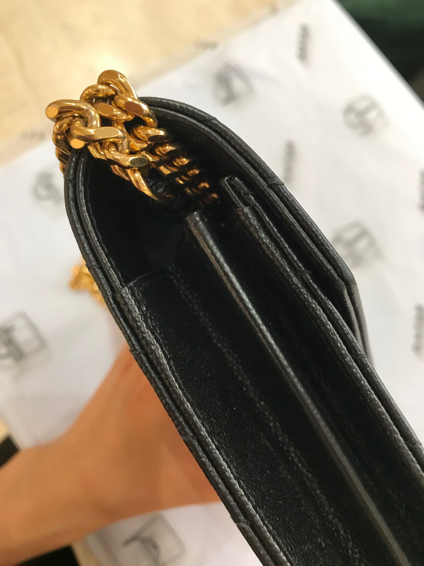 Saint Laurent Pochette con Catena Cassandre