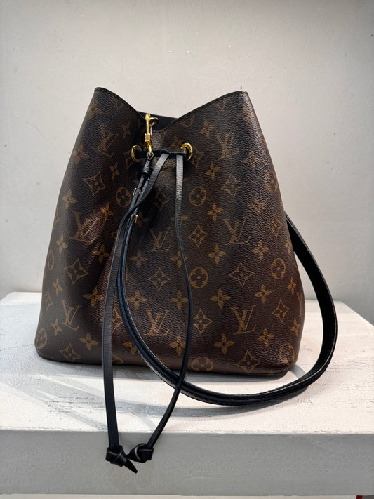 Louis Vuitton Neoneo