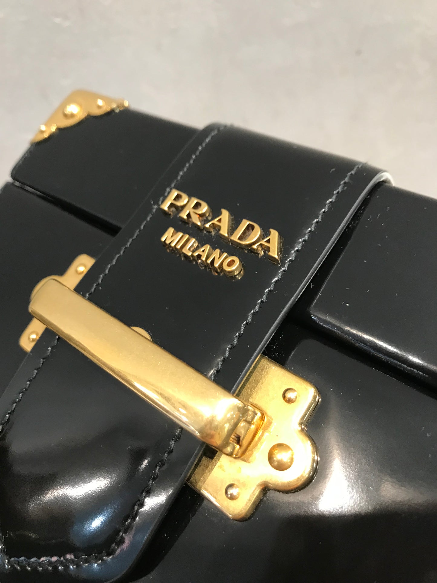 Prada Cahier