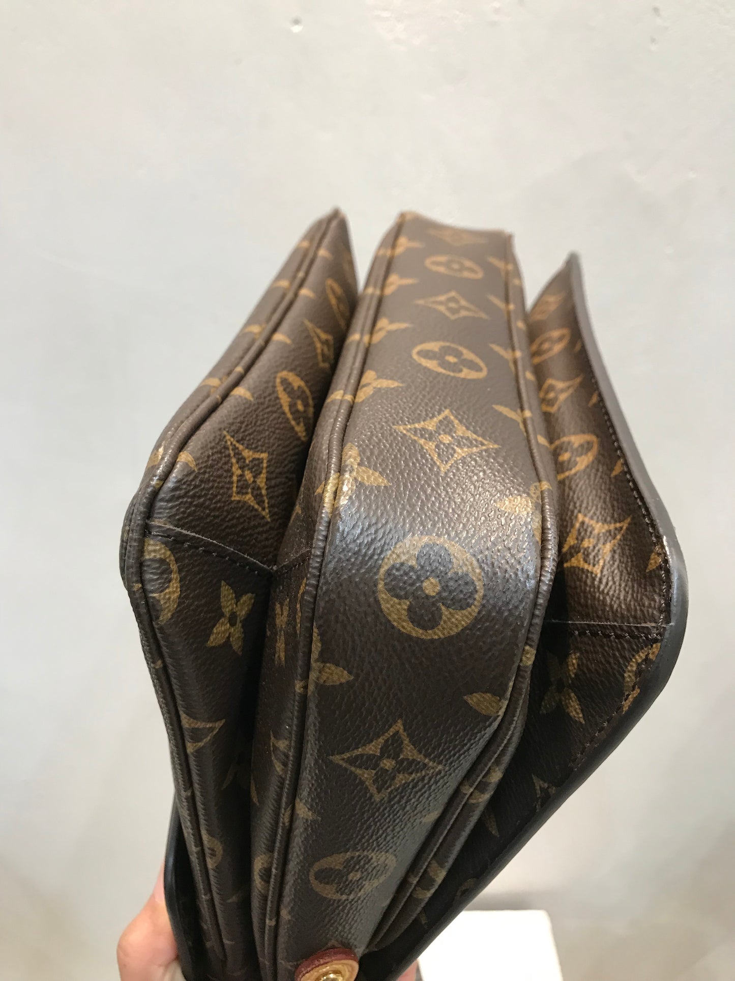 Louis Vuitton Metis