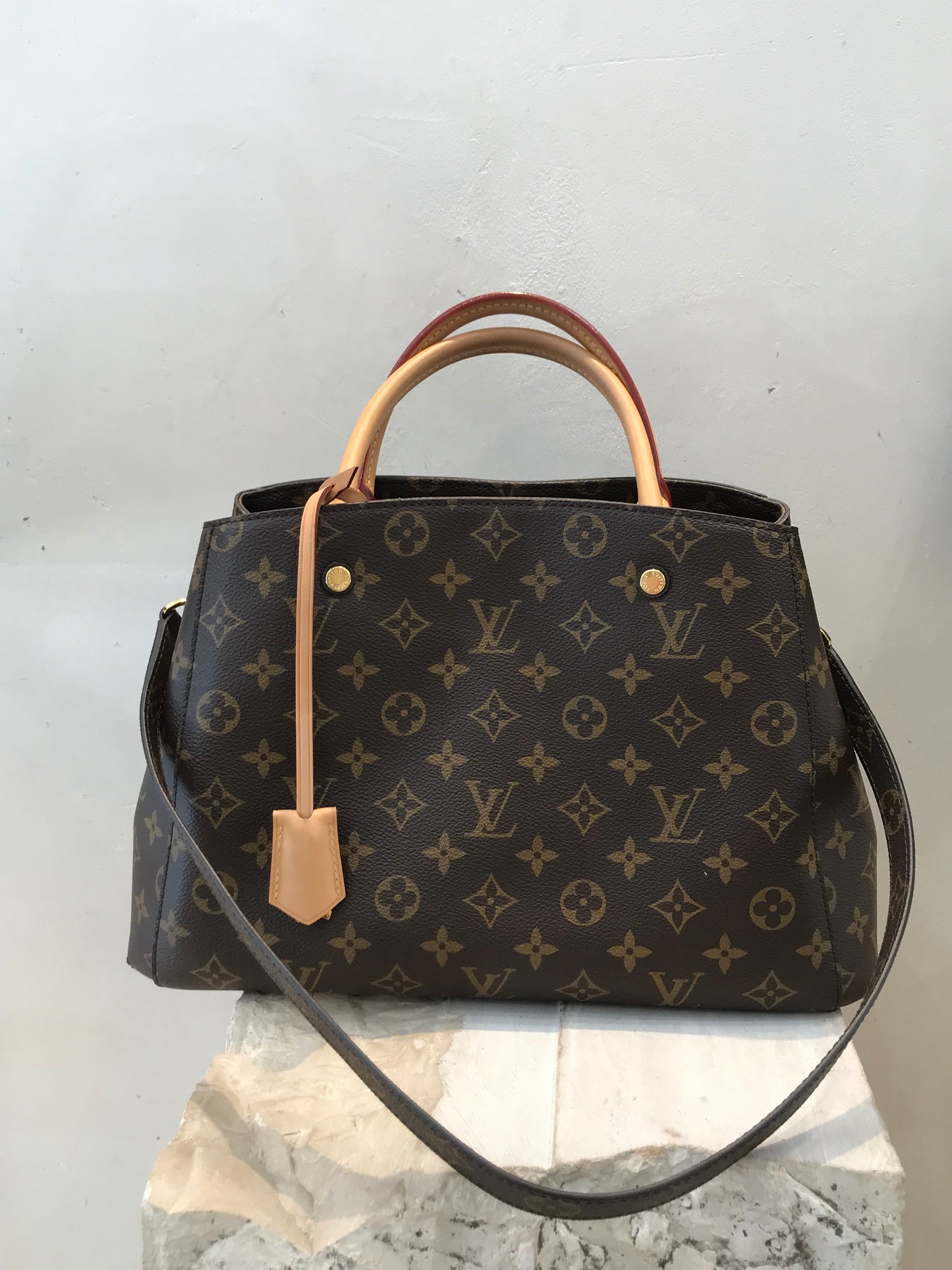 Louis Vuitton Montaigne tg Media