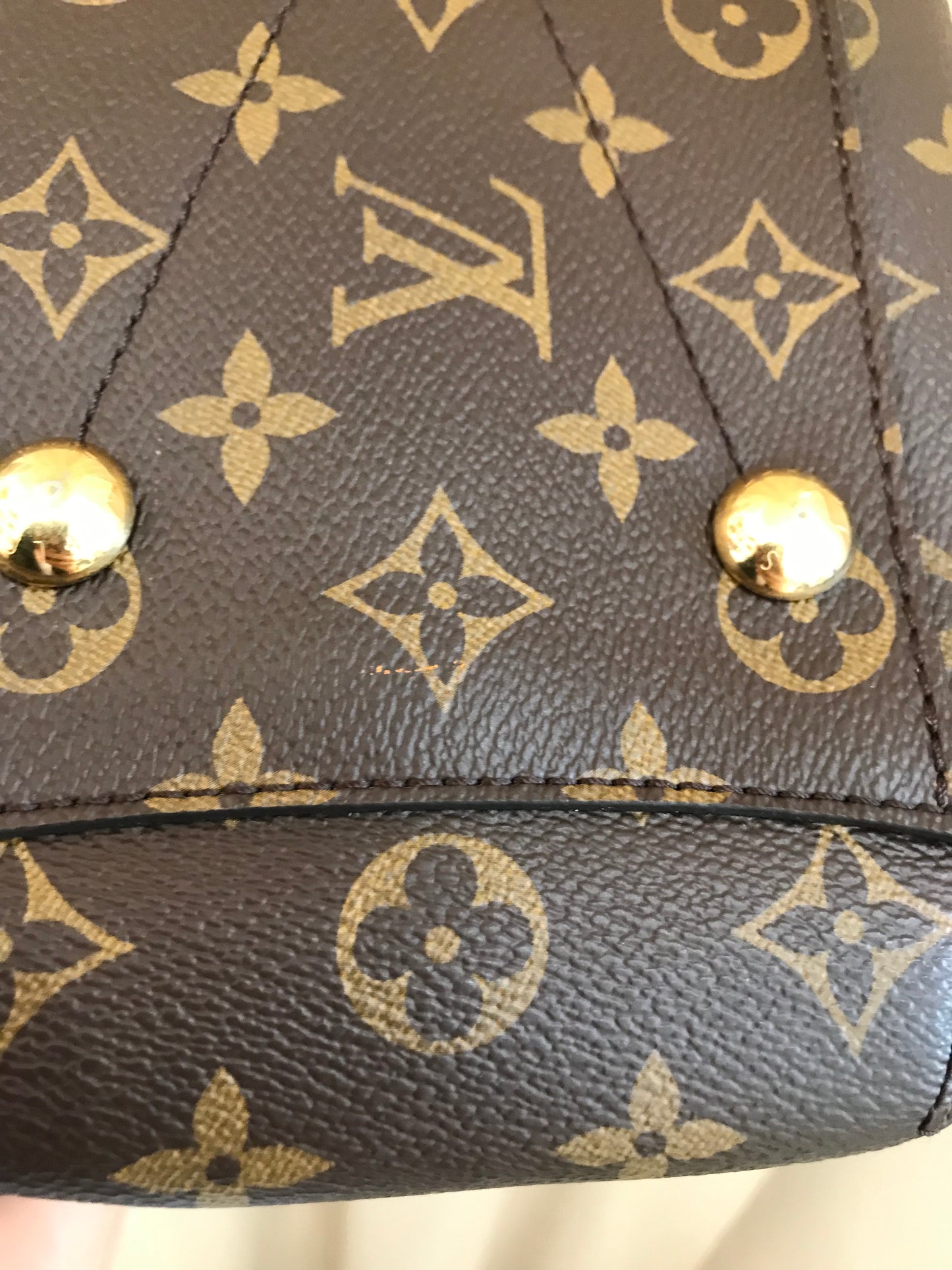 Louis Vuitton Montaigne tg Media