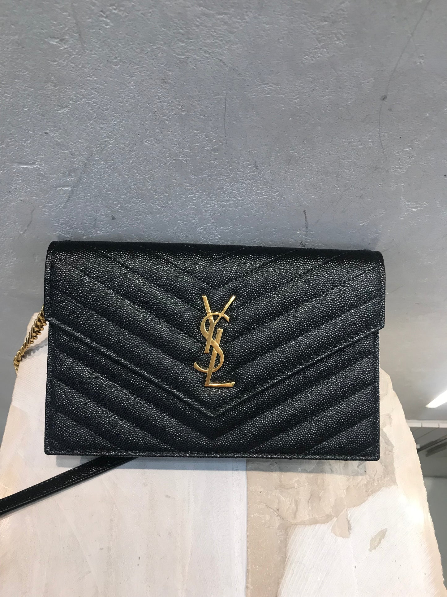 Saint Laurent Cassandre