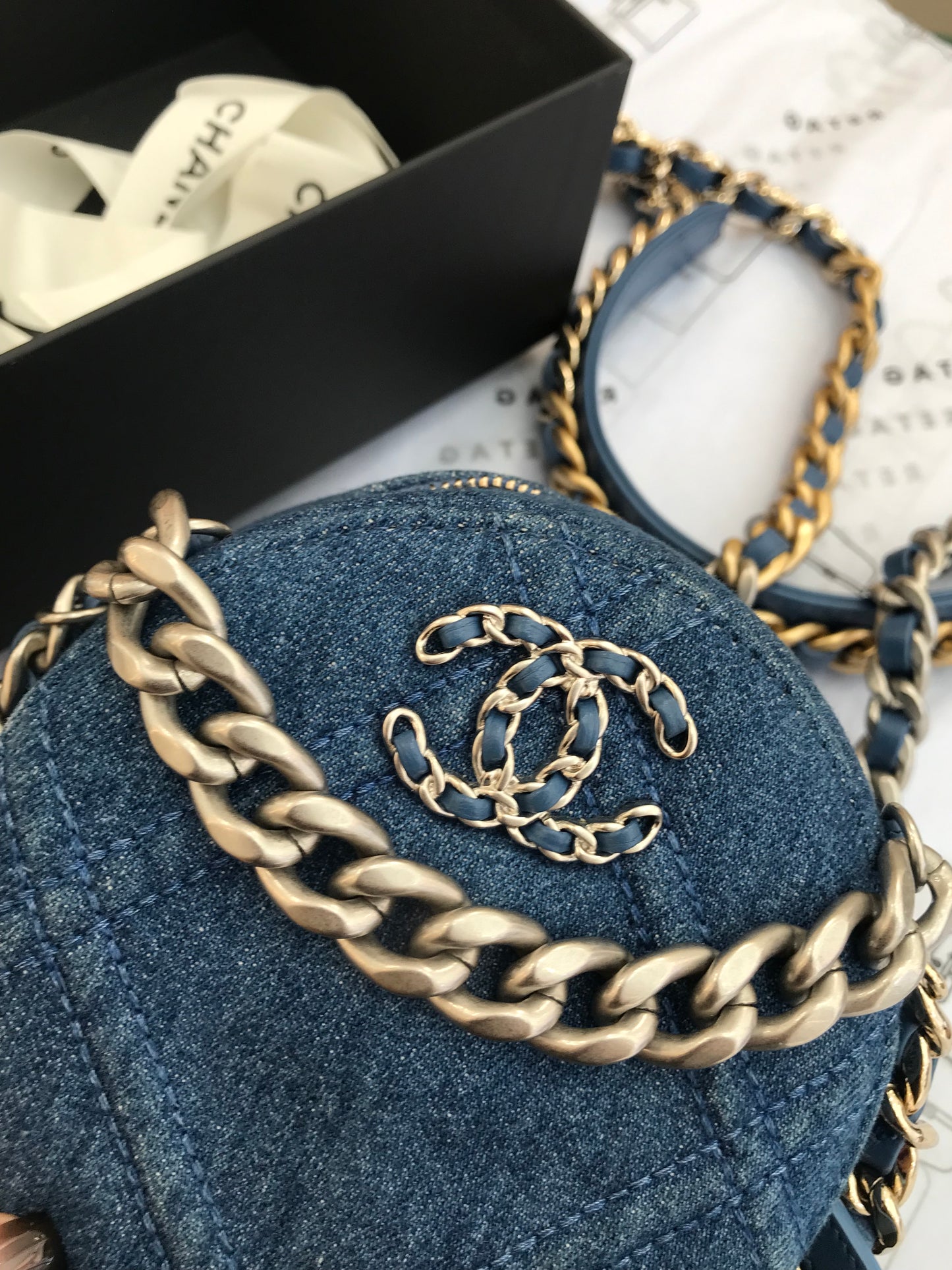 Chanel Pre-Owned Denim 19 Round