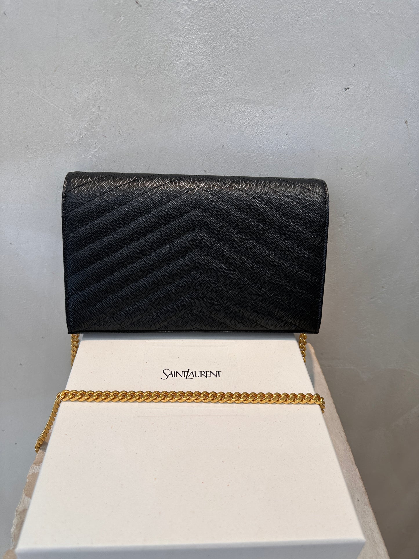 YSL POCHETTE CON CATENA CASSANDRE