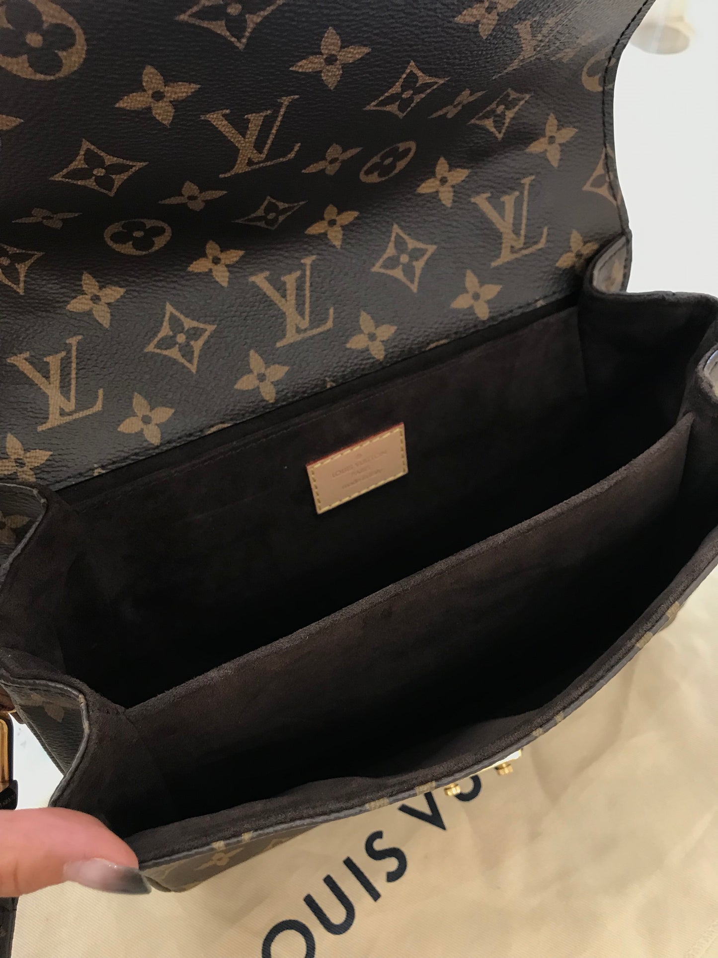 Louis Vuitton Metis