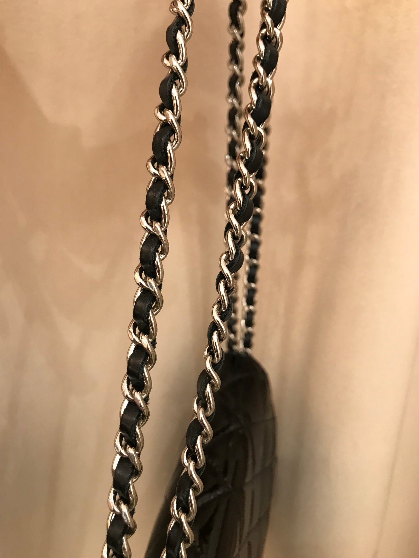 Chanel Classic Wallet On chain
