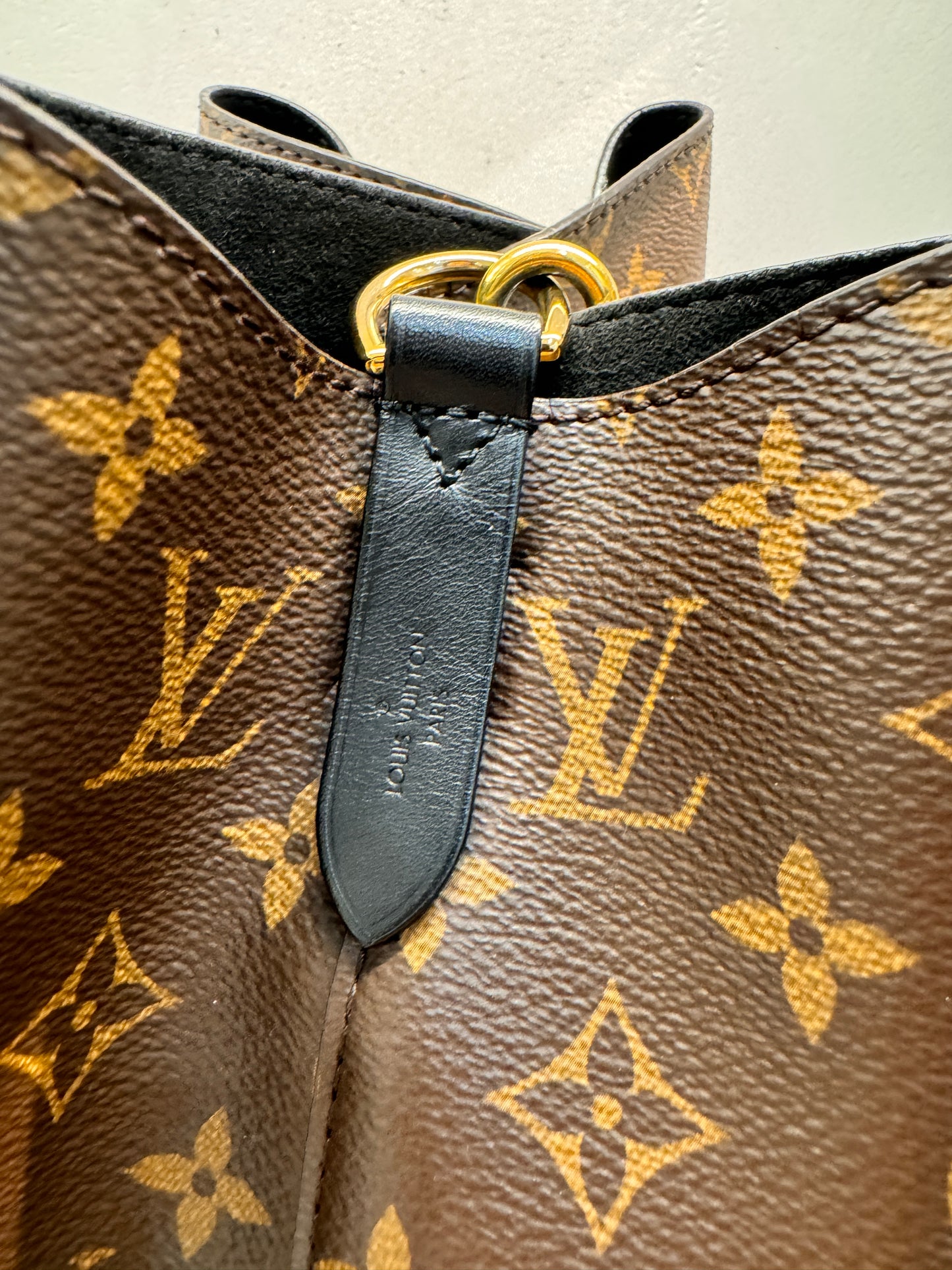 Louis Vuitton Neoneo