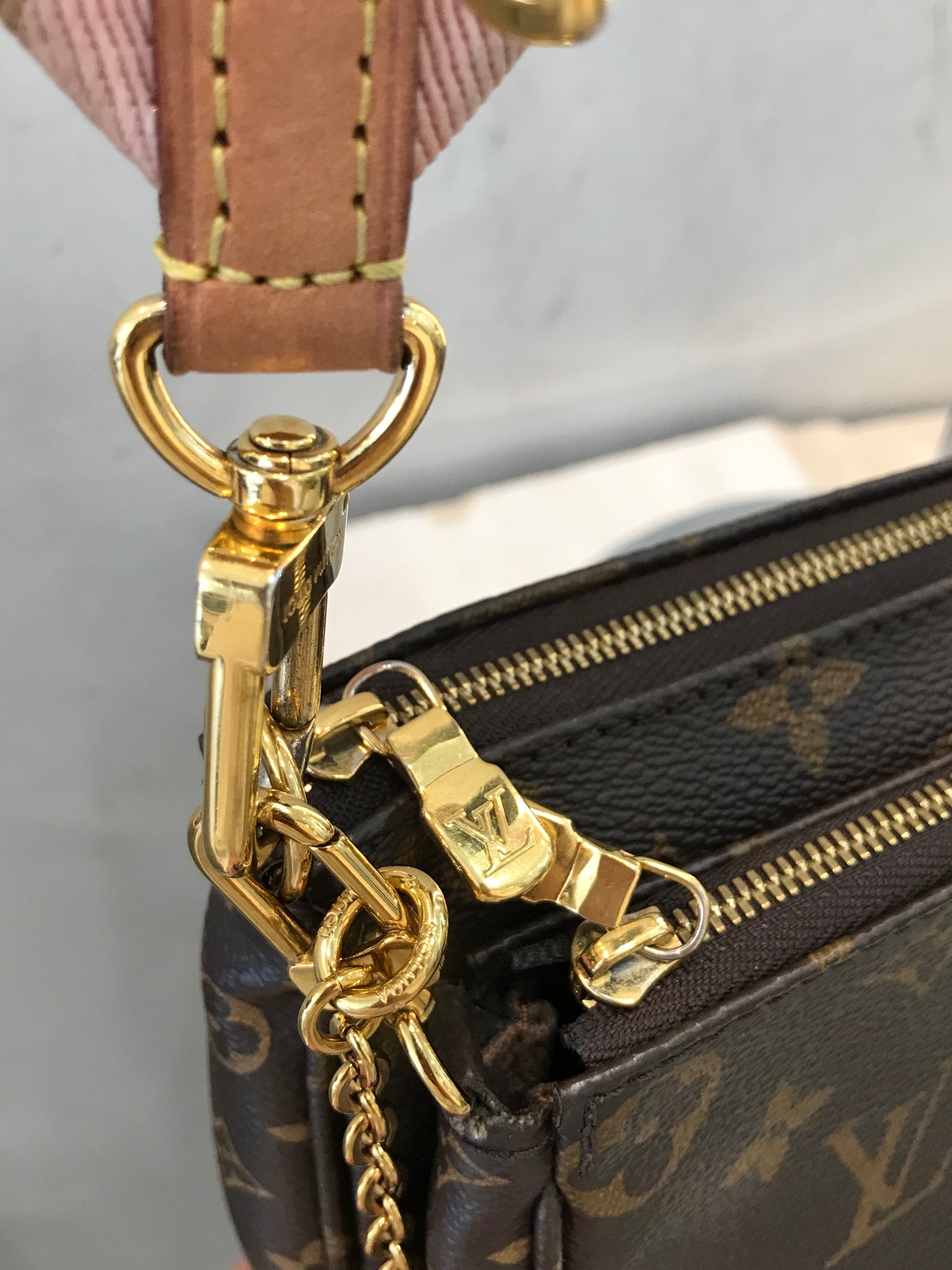 Louis Vuitton Multepochette