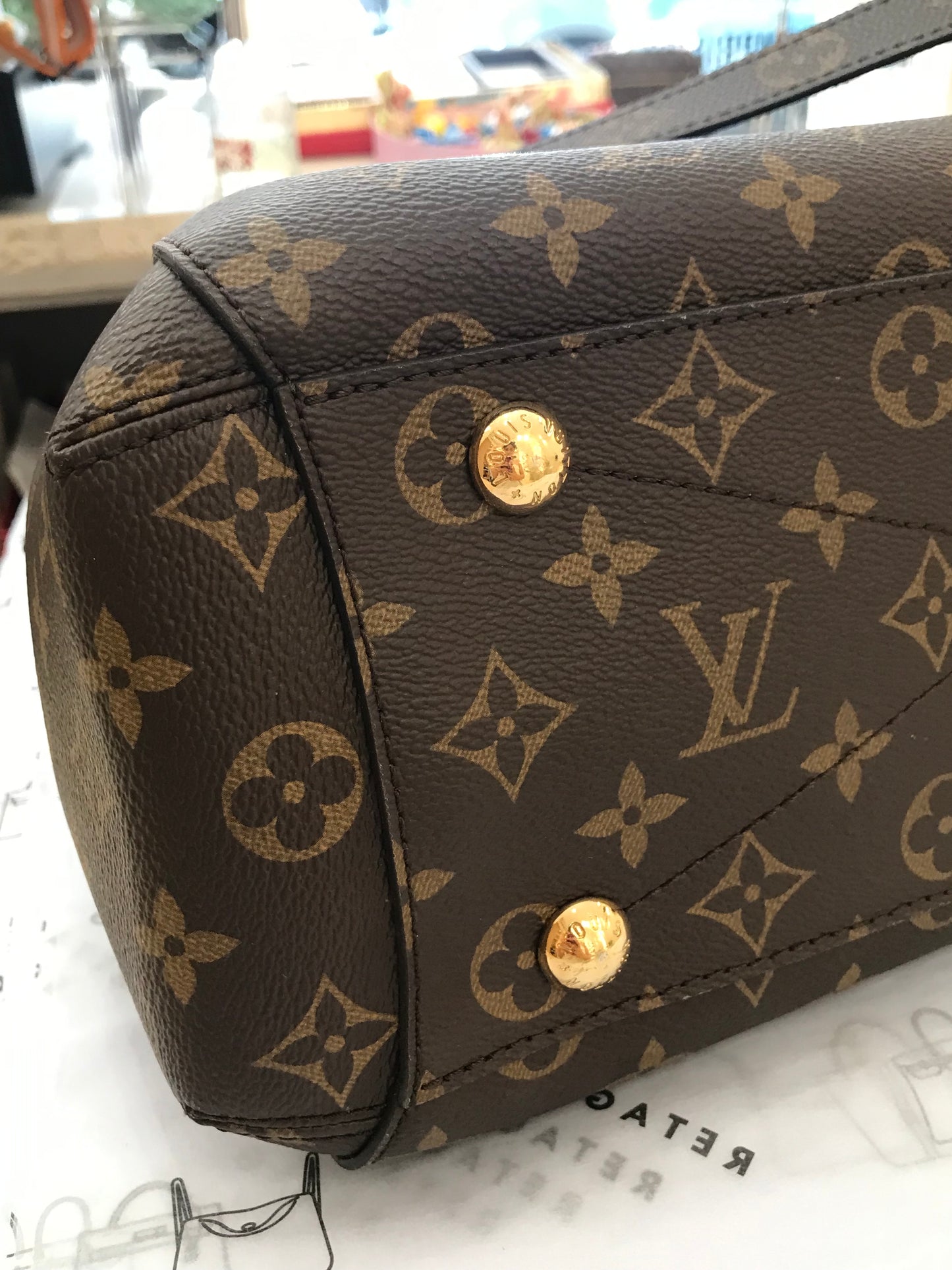 Louis Vuitton Montaigne tg Media