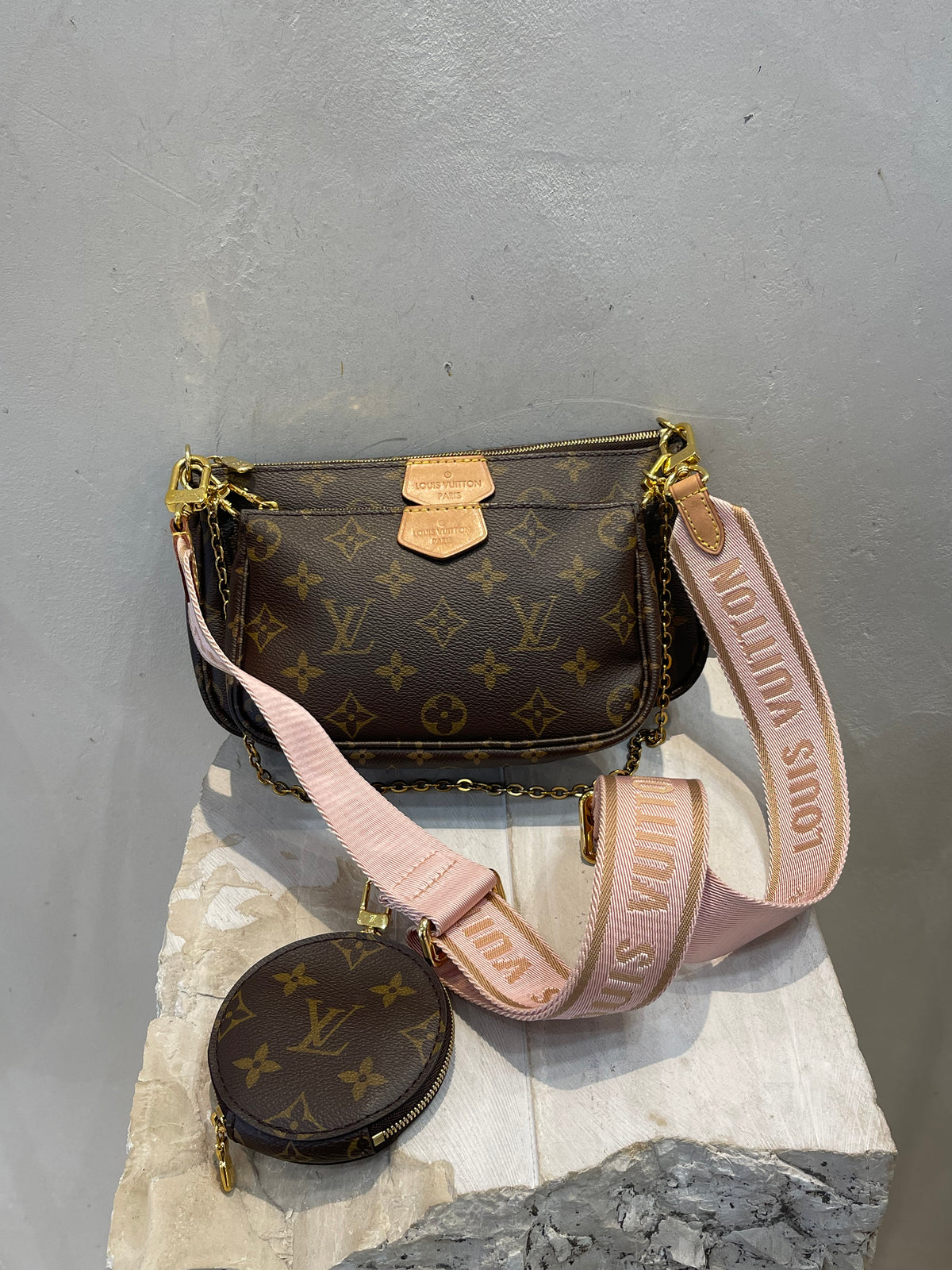 Louis Vuitton Multepochette