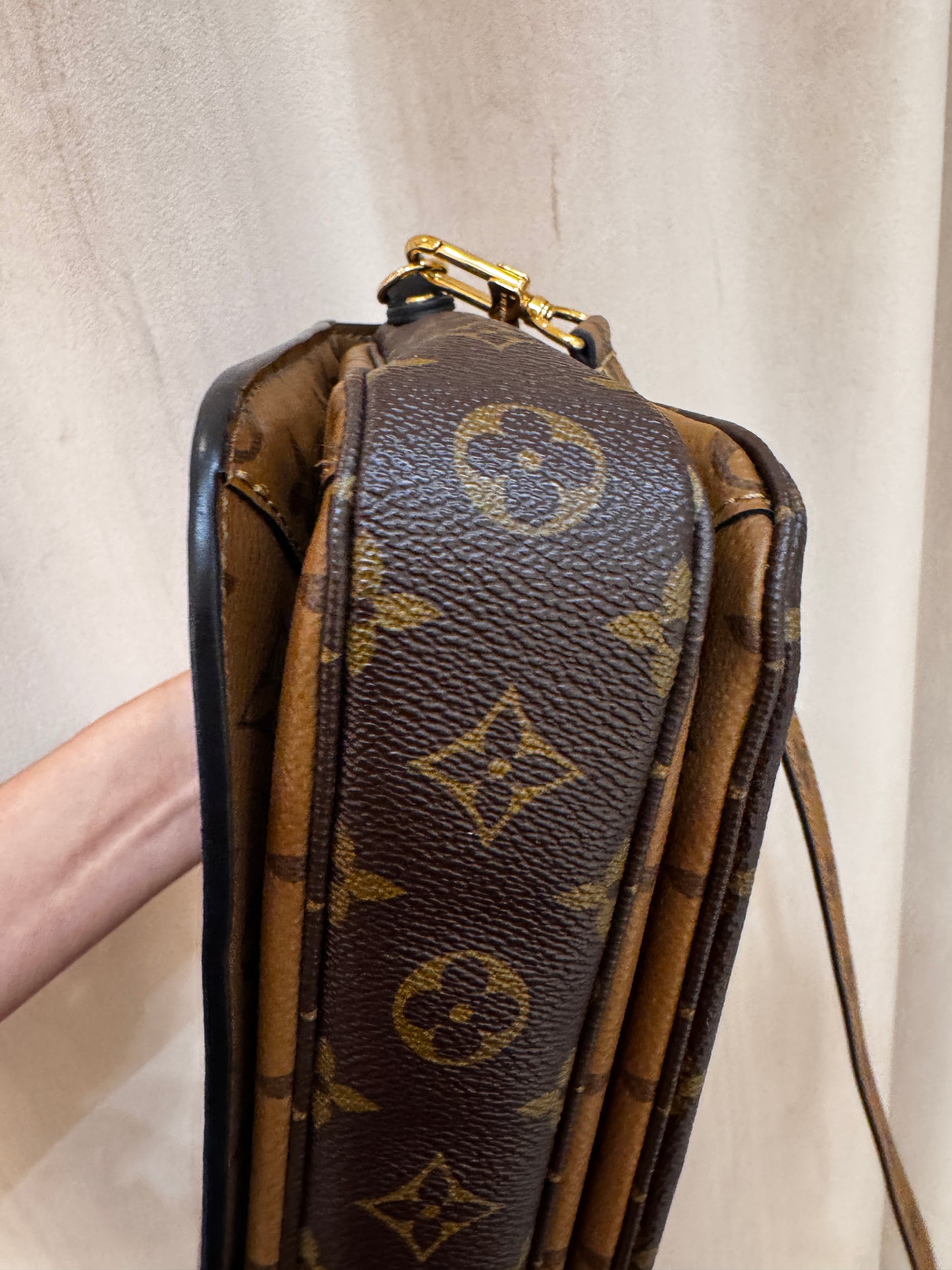 Louis Vuitton Metis Reverse