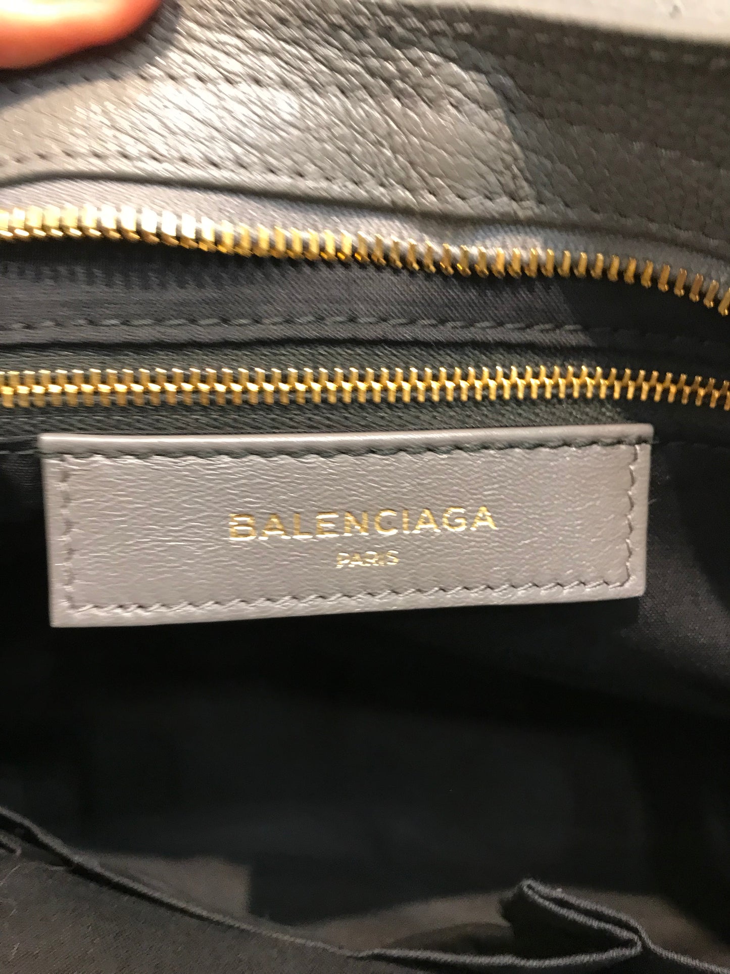 Balenciaga Classic Metallic Tg Media
