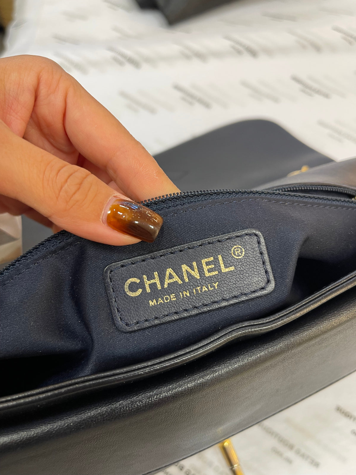 Chanel Borsa in Pelle Blu Scuro