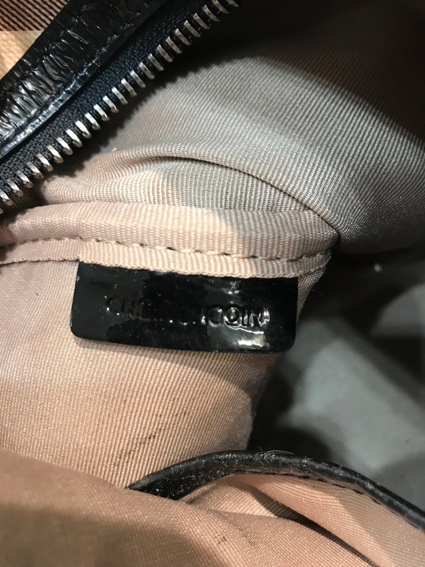 Burberry Bauletto