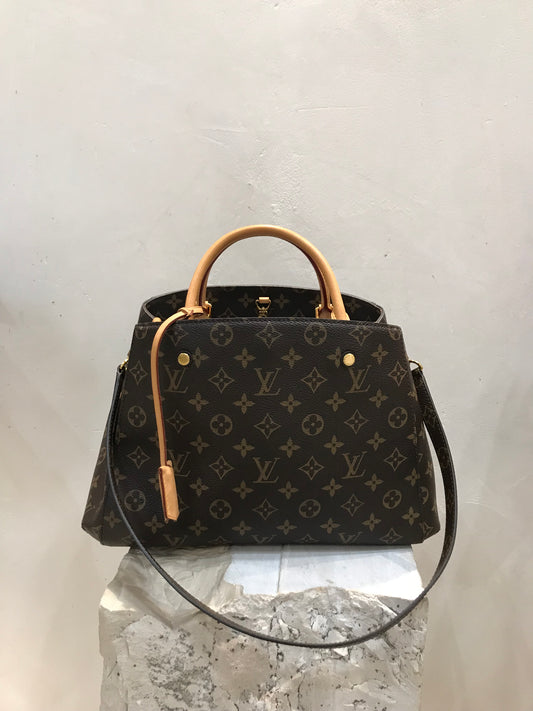 Loui Vuitton Montaigne