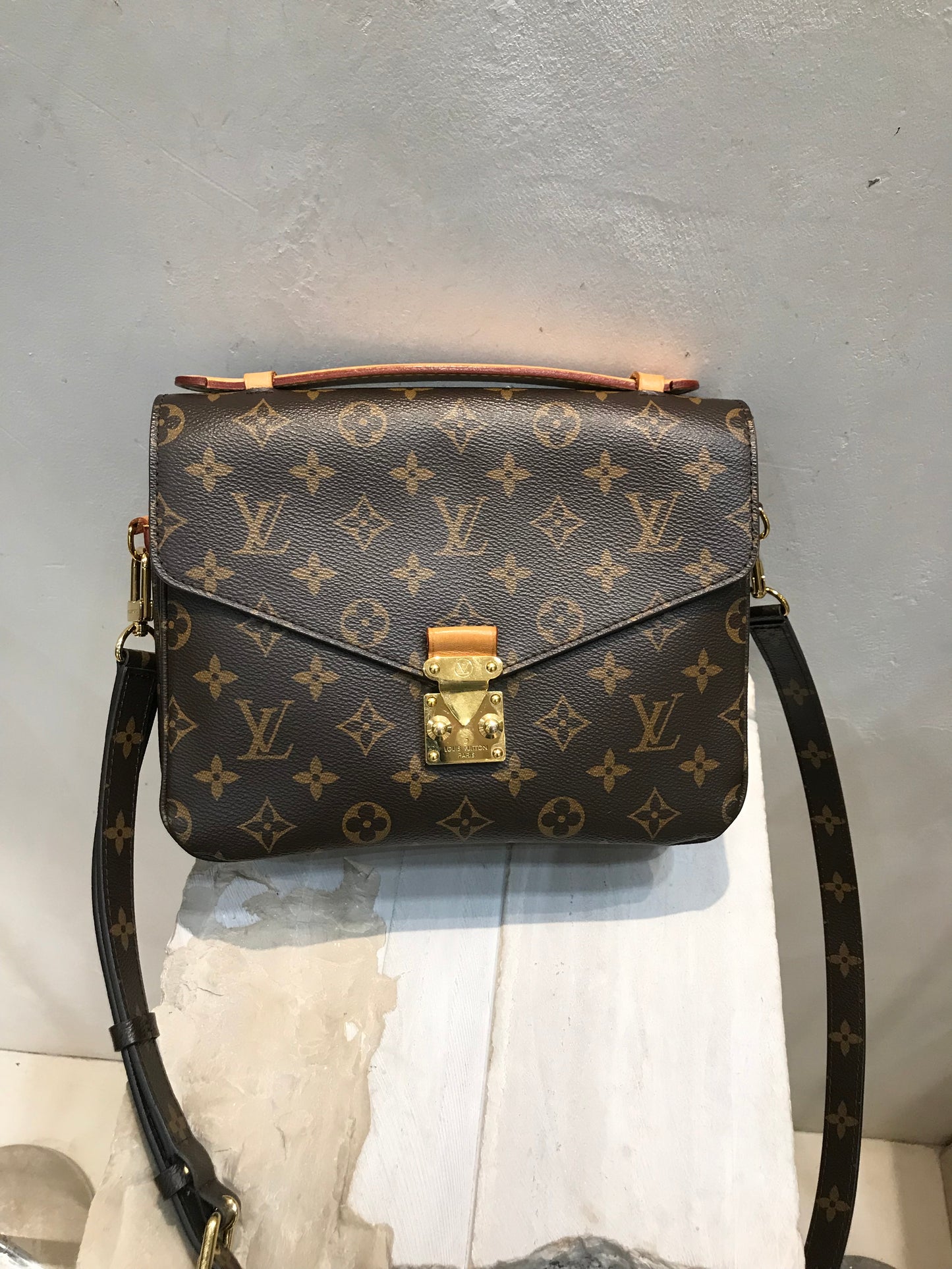 Louis Vuitton Metis