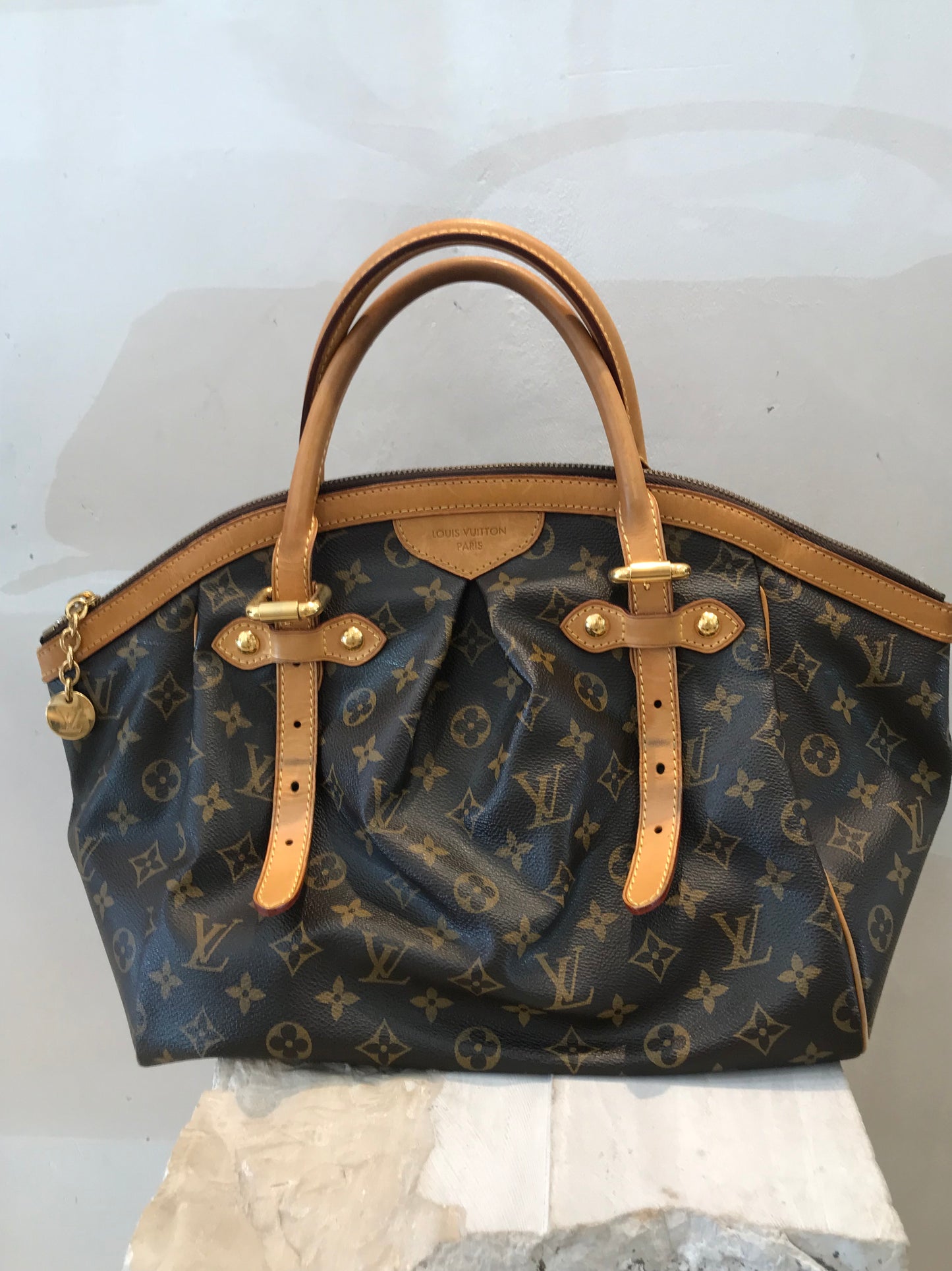 Louis Vuitton Tivoli