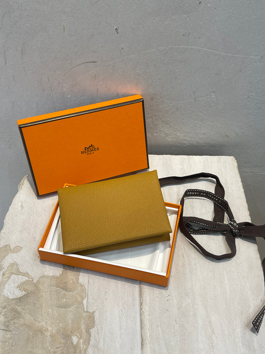 Hermès Portacarte Calvi Duo Compact